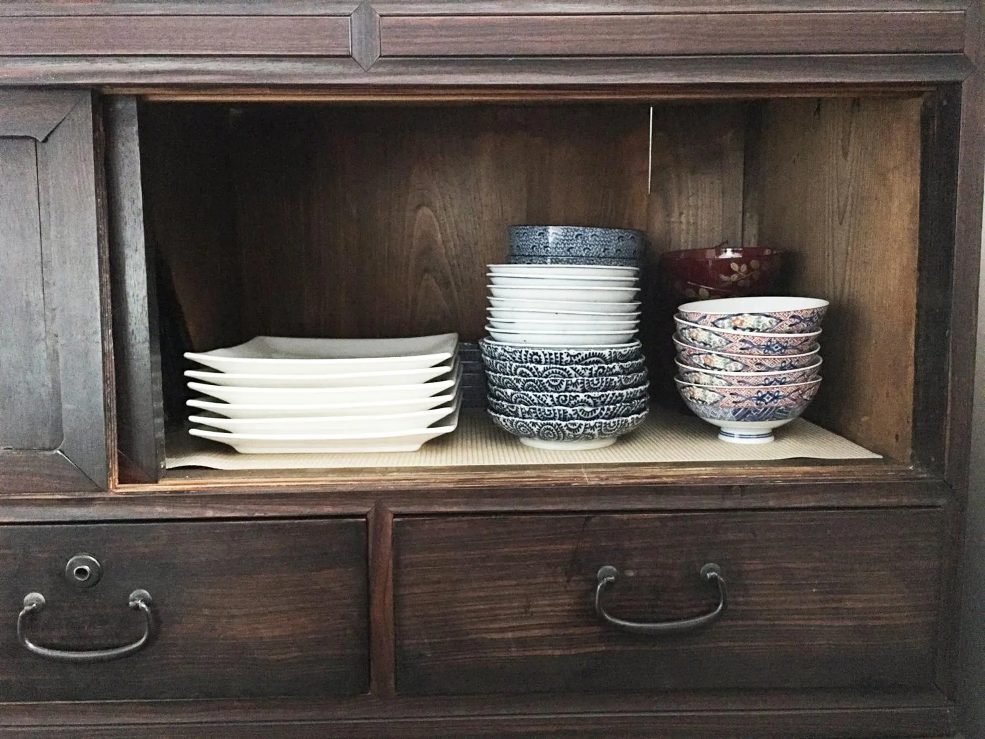 Kitchen or kitchenette in Korakuan