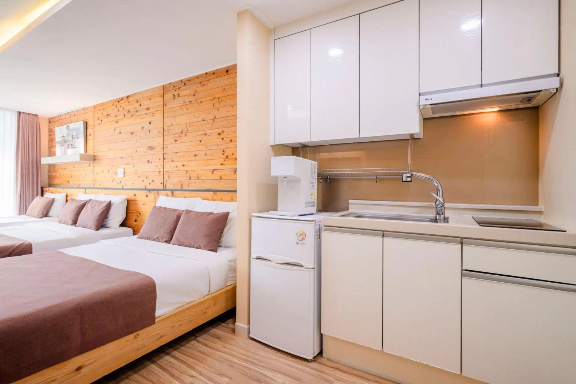 kitchen, Bed in Jeju M Resort