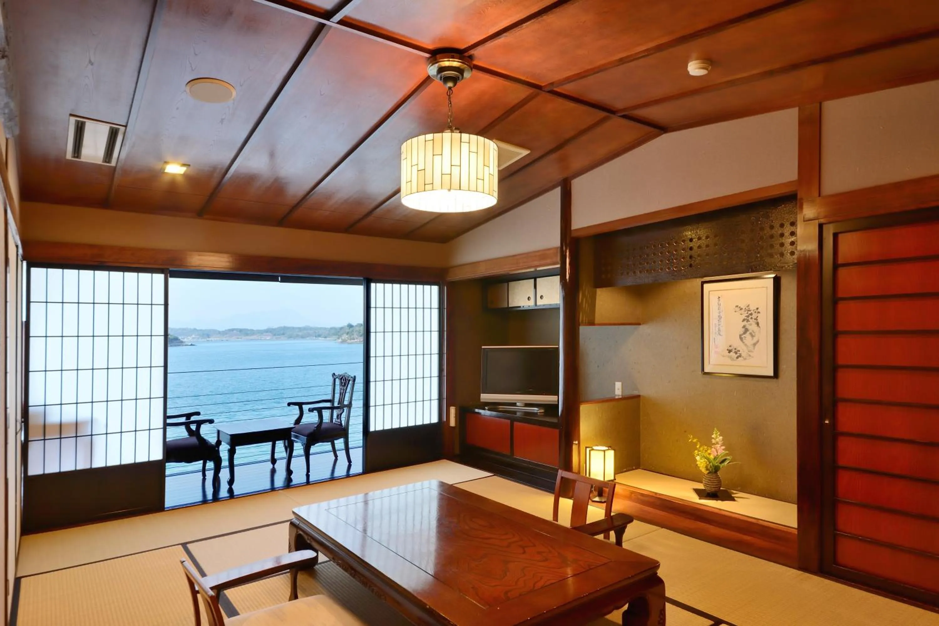 Photo of the whole room in Uminoyasuragi Hotel Ryugu