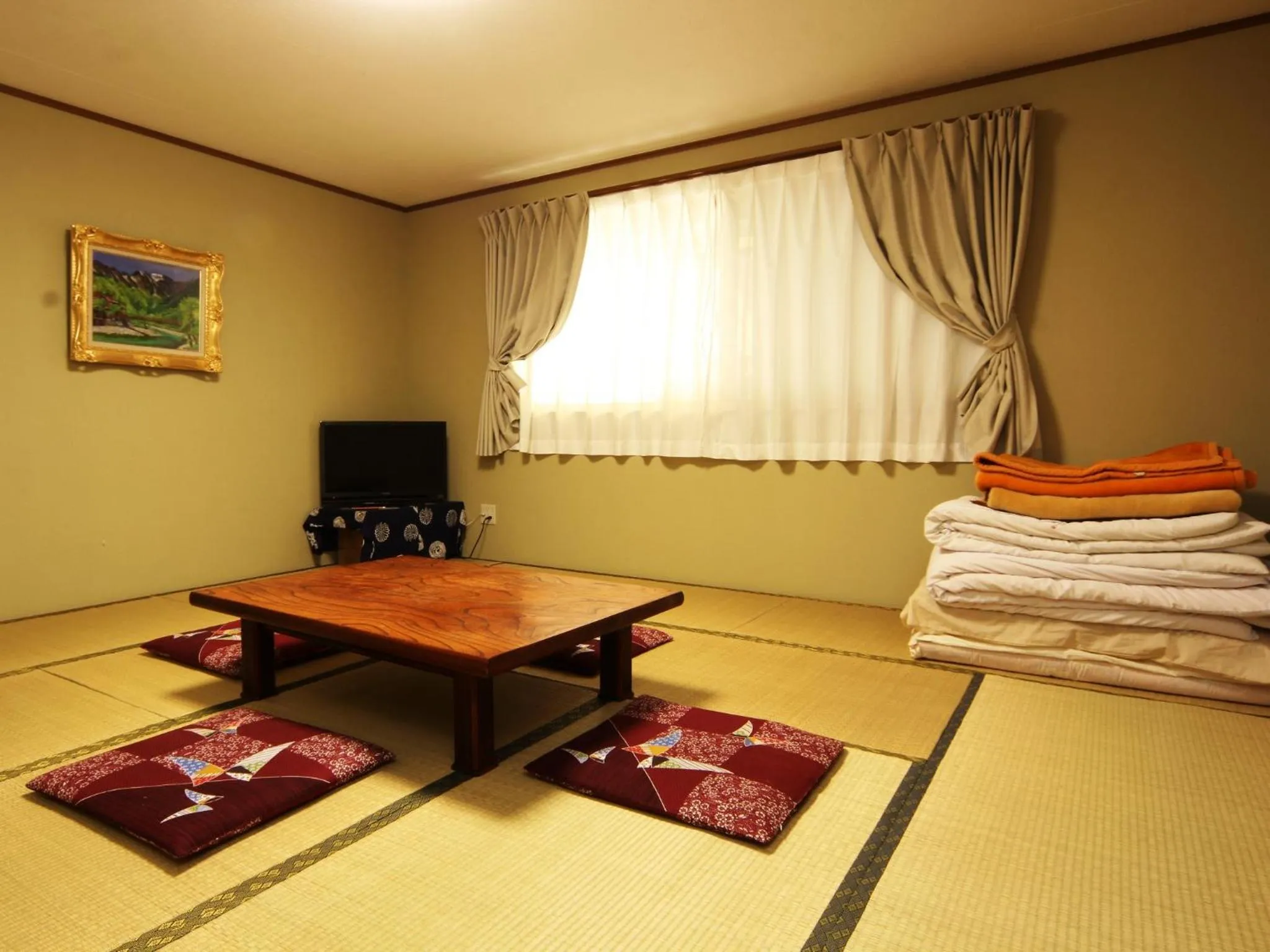 Photo of the whole room in Guesthouse Tomoshibi