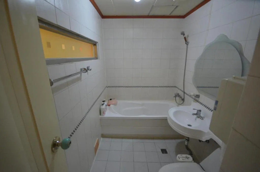 Jeonju Cherevill Motel