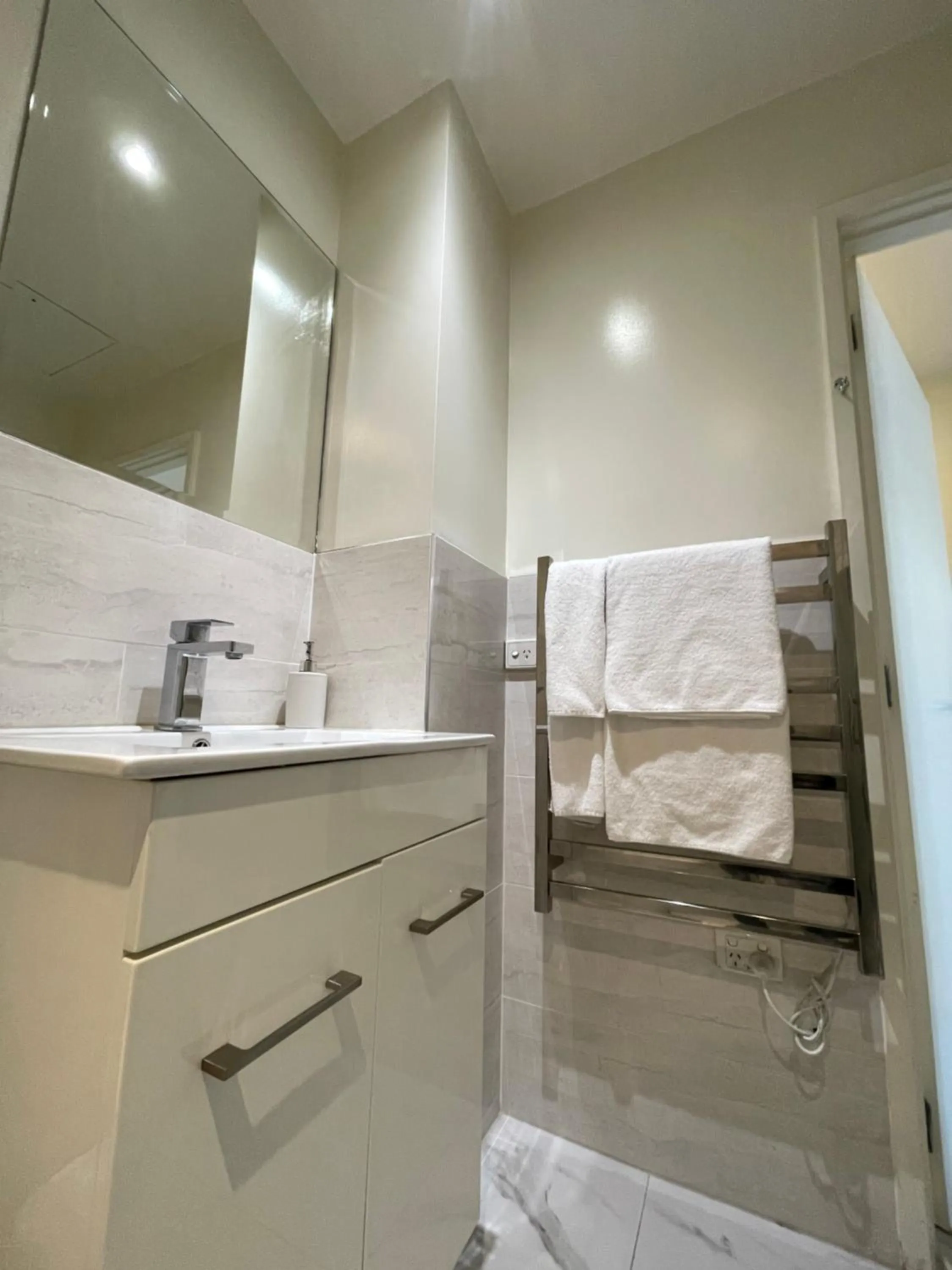 Bathroom in Grand Central Serviced Apartments