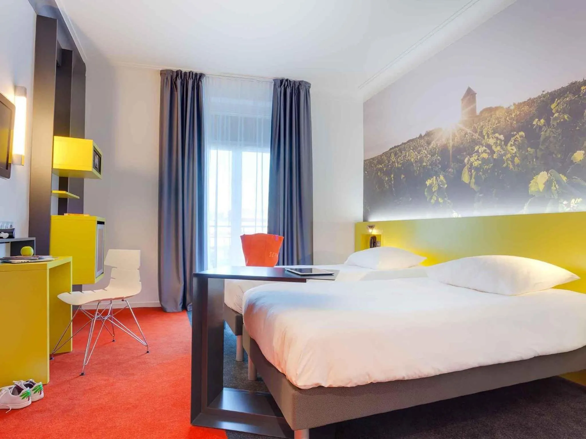Bedroom, Bed in ibis Styles Nantes Centre Gare