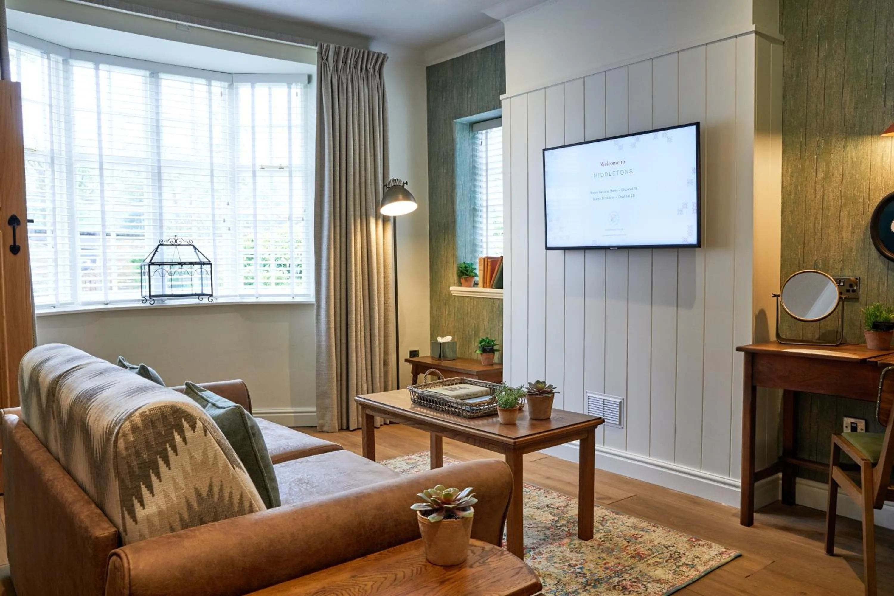 Communal lounge/ TV room in Middletons