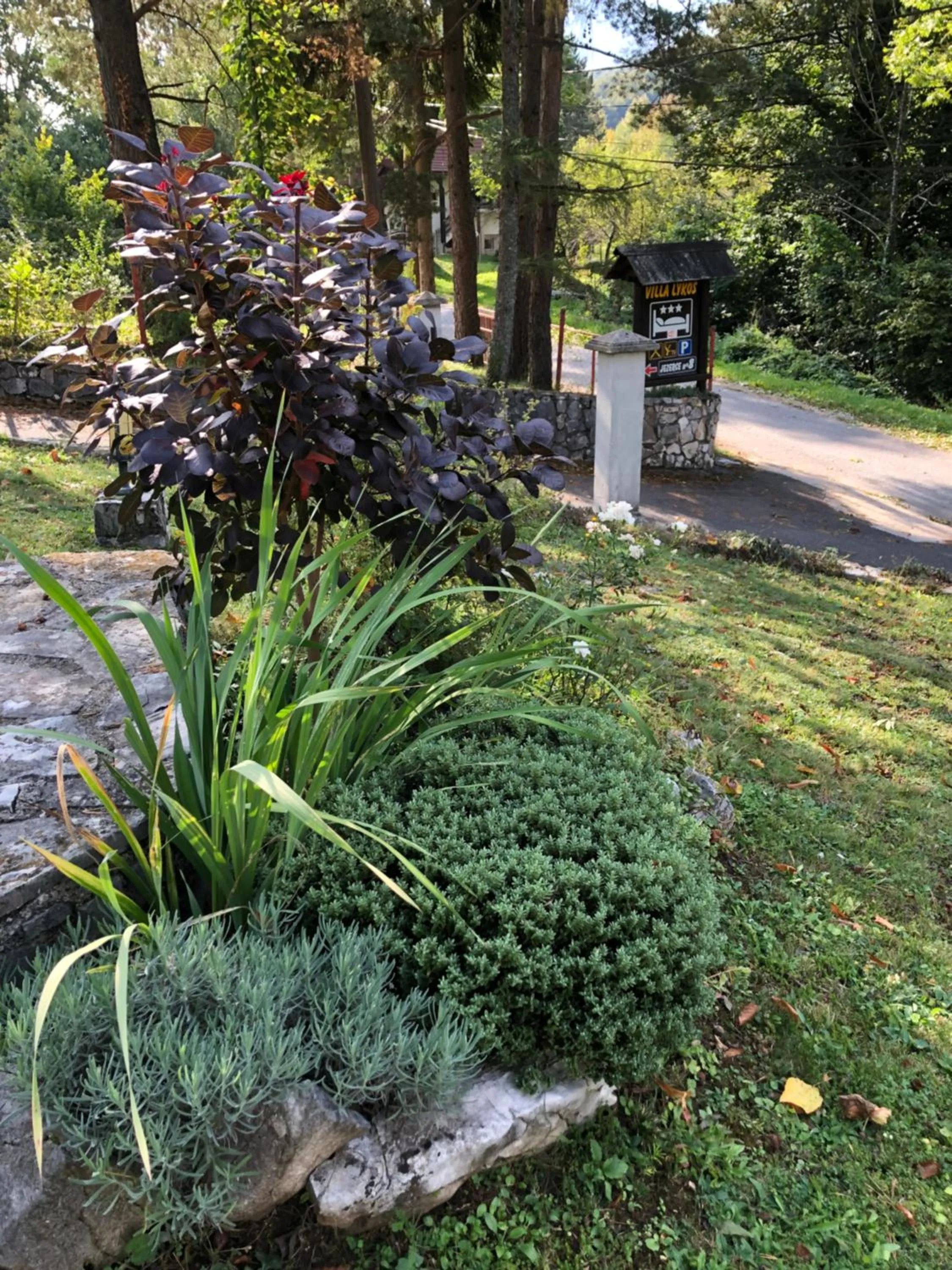 Garden in Villa Lykos Plitvice