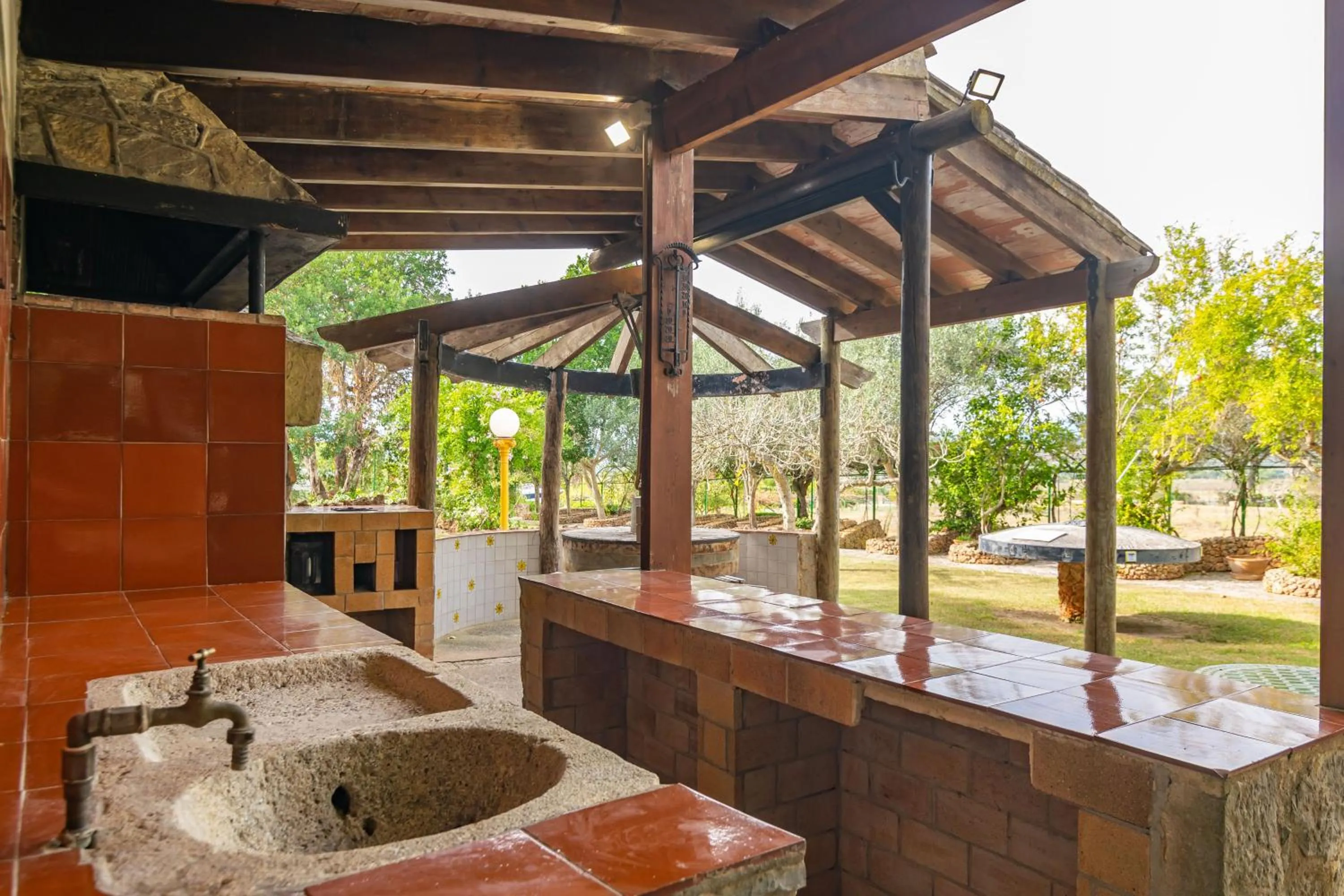BBQ facilities in Finca Son Pou