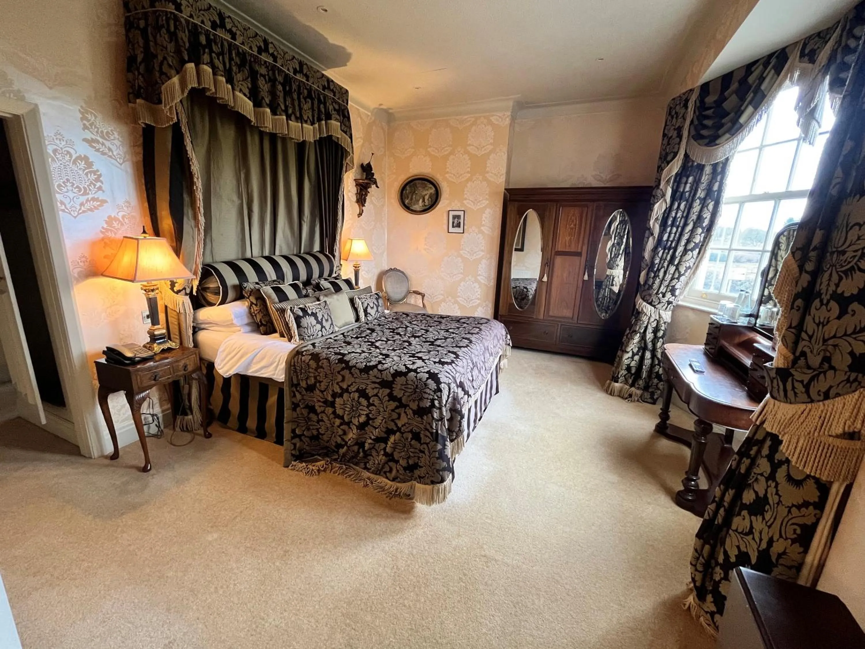 Bed in Ye Olde Bell Hotel & Spa