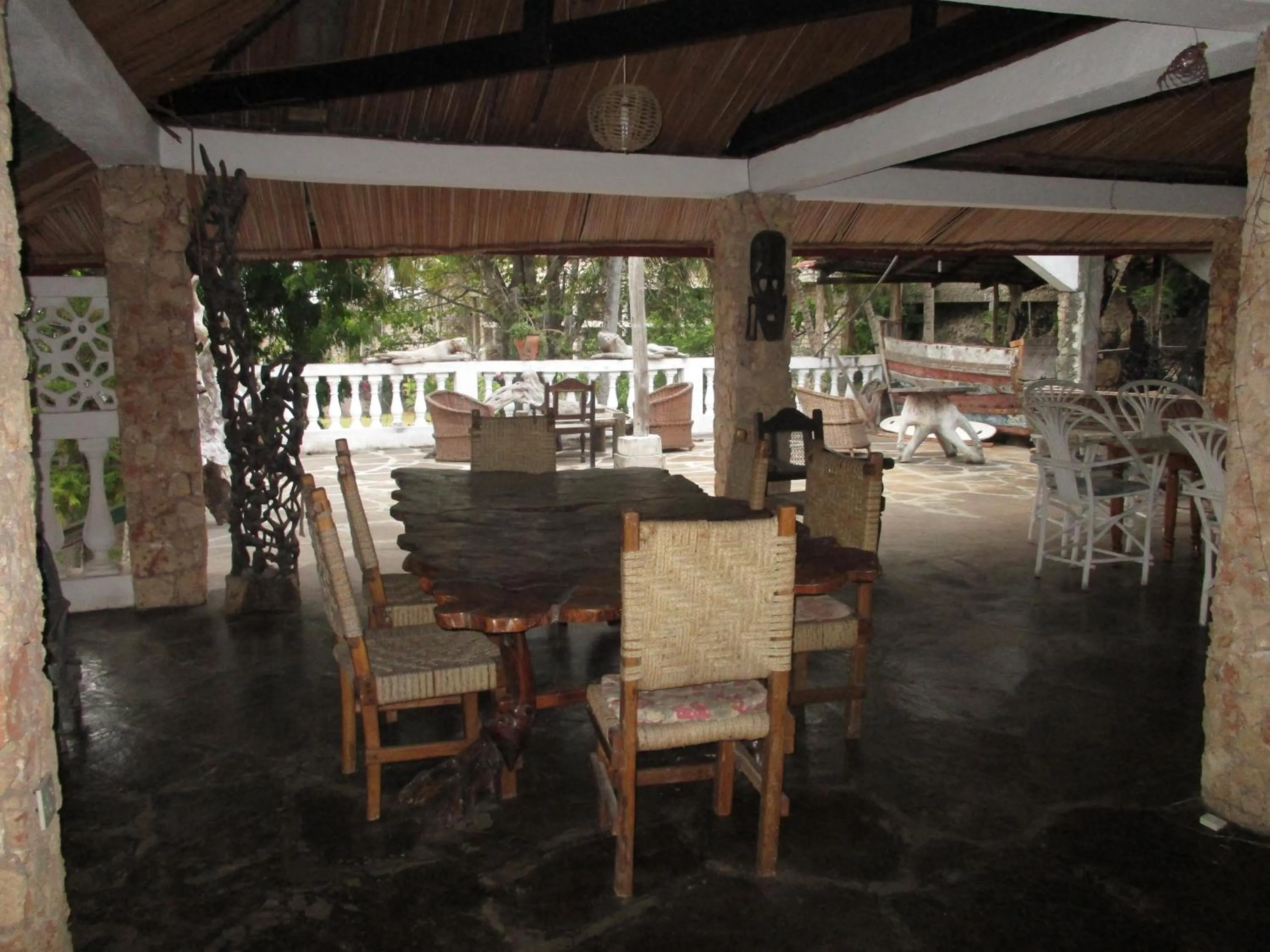 Restaurant/places to eat in Marijani Holiday Resort
