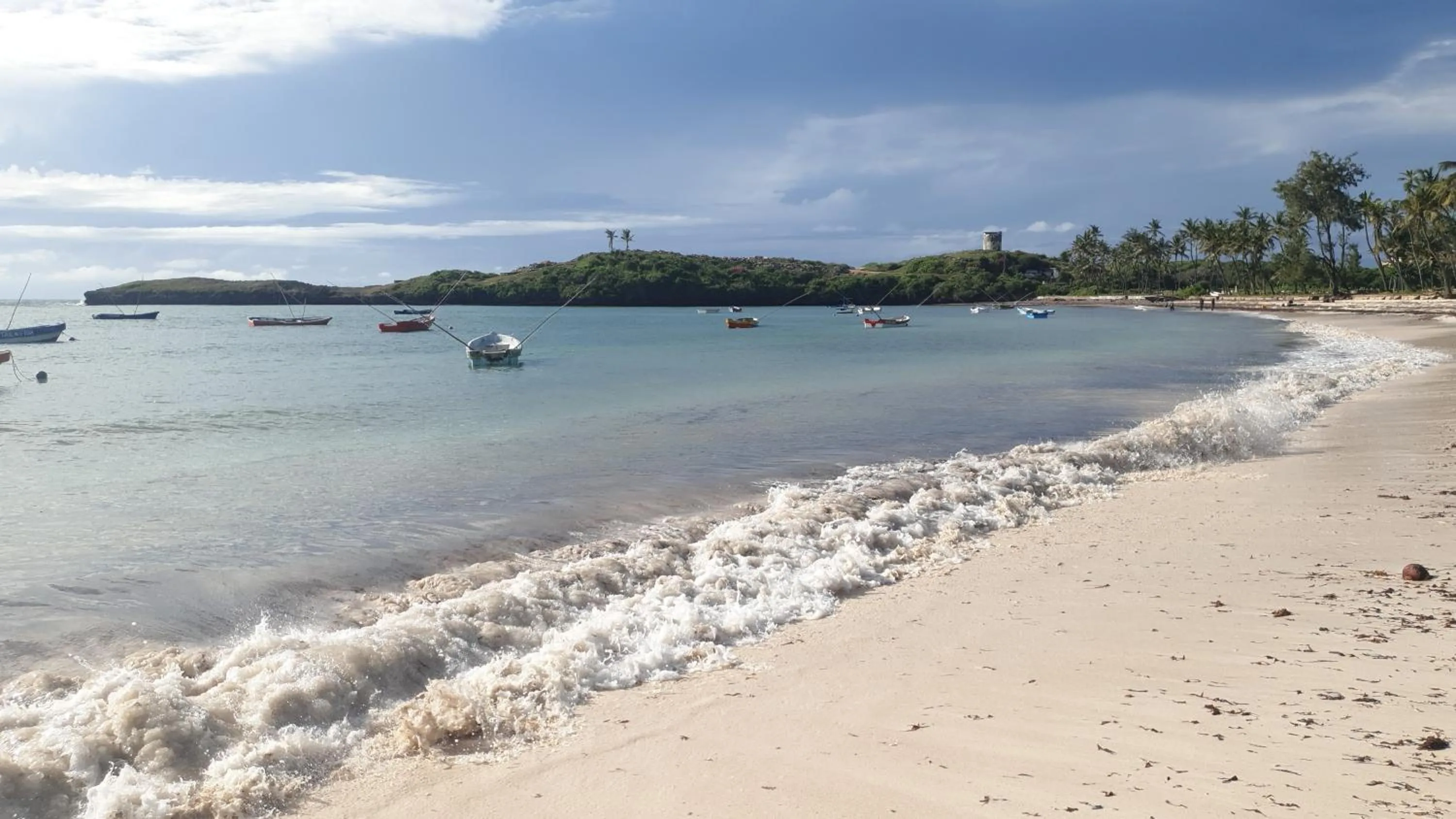 Beach in Marijani Holiday Resort