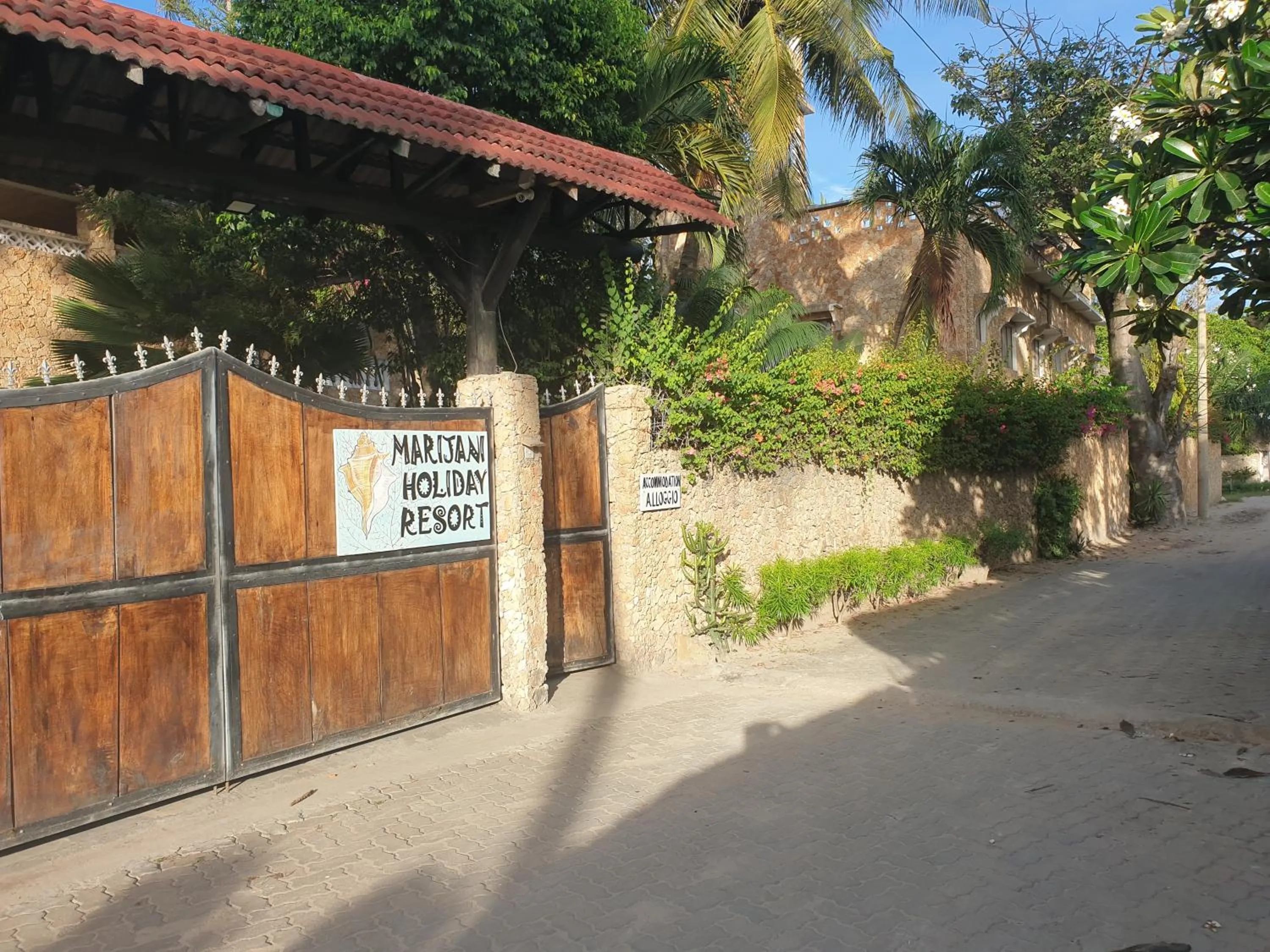Logo/Certificate/Sign in Marijani Holiday Resort