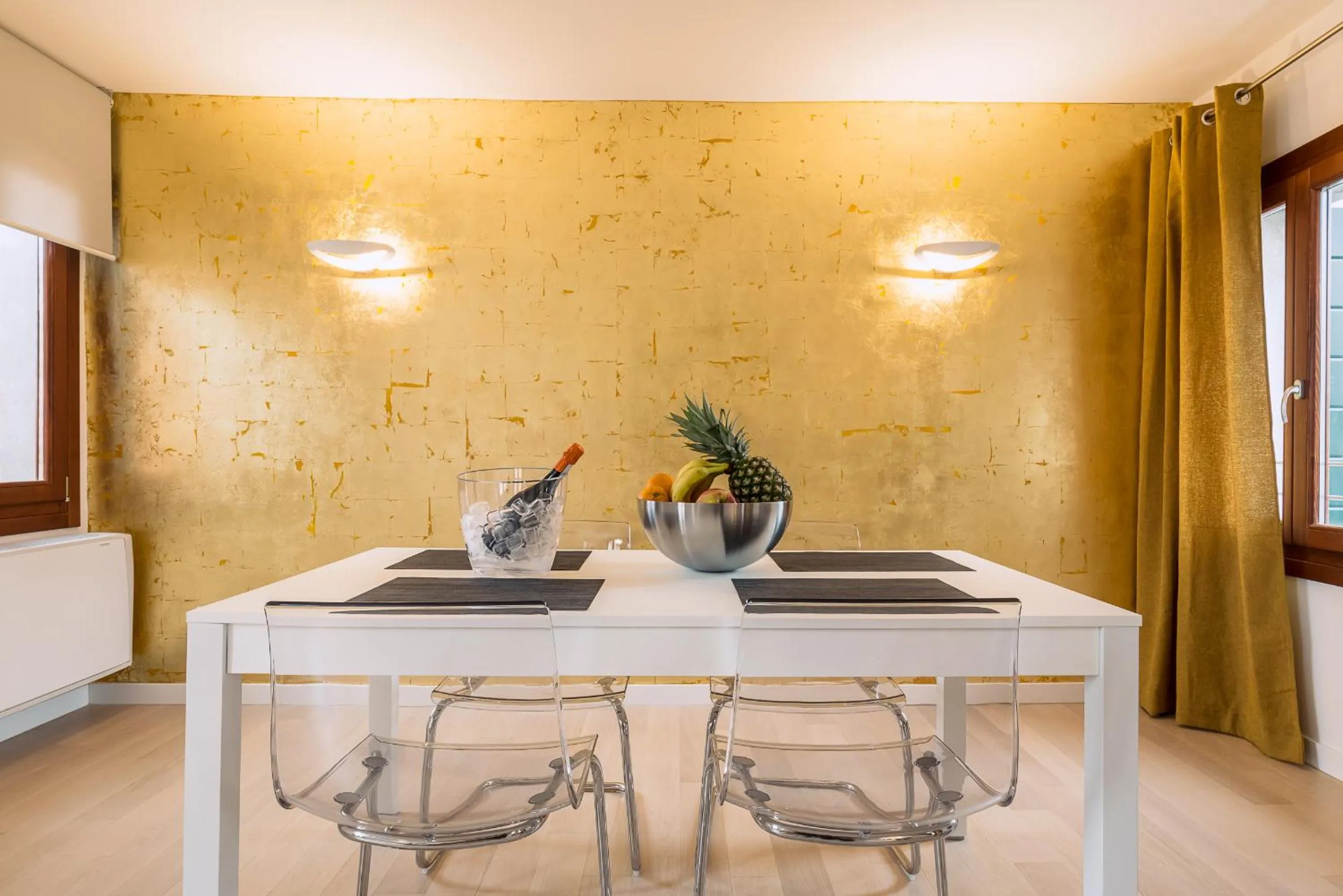 Dining area in Charming Palace Corte del Teatro