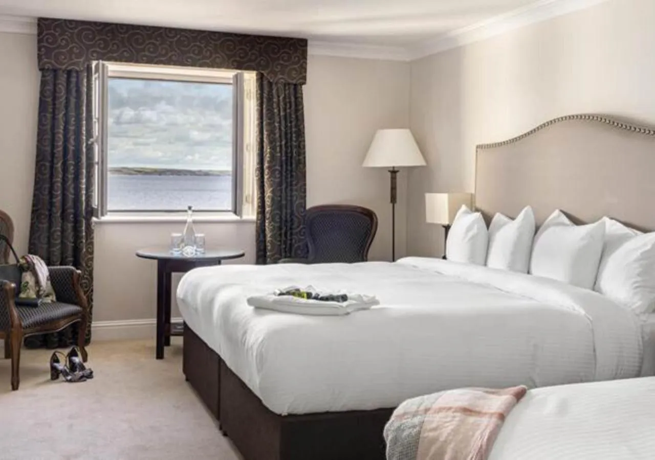 Bed in Bayview Hotel