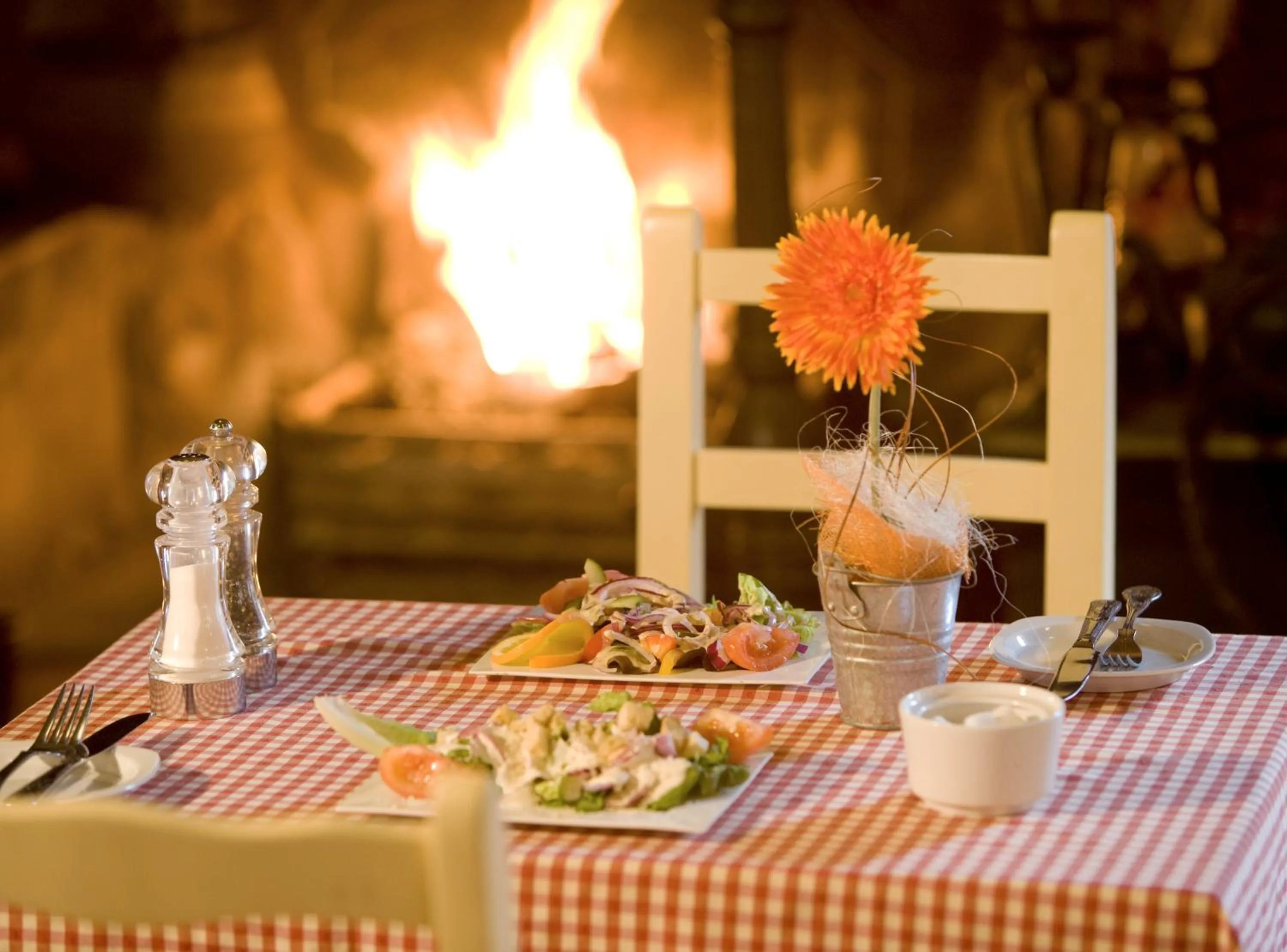 Restaurant/places to eat in Fitzgeralds Woodlands House Hotel