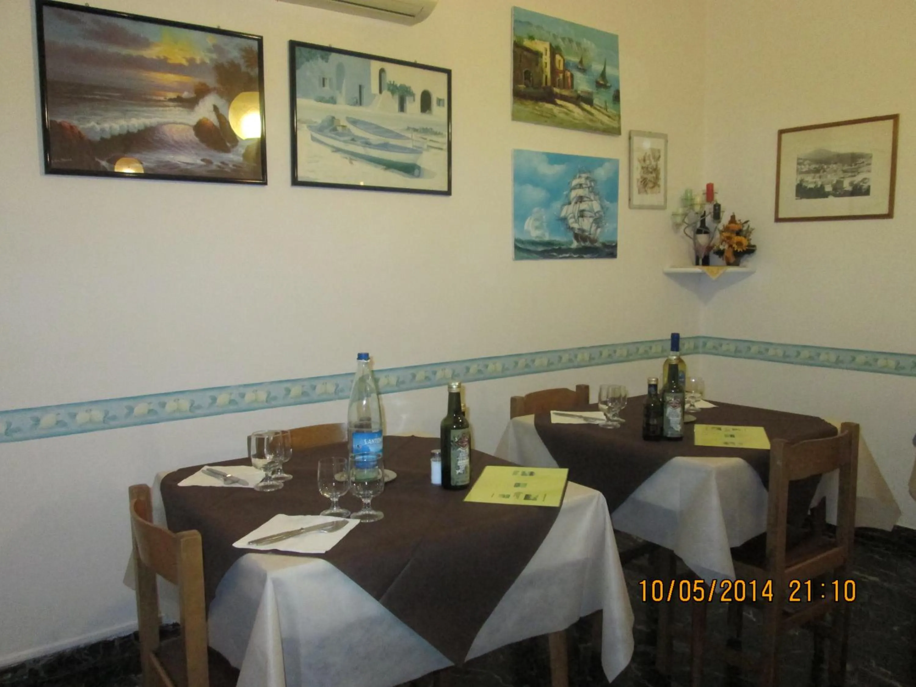 Restaurant/places to eat in Pensione Aurora
