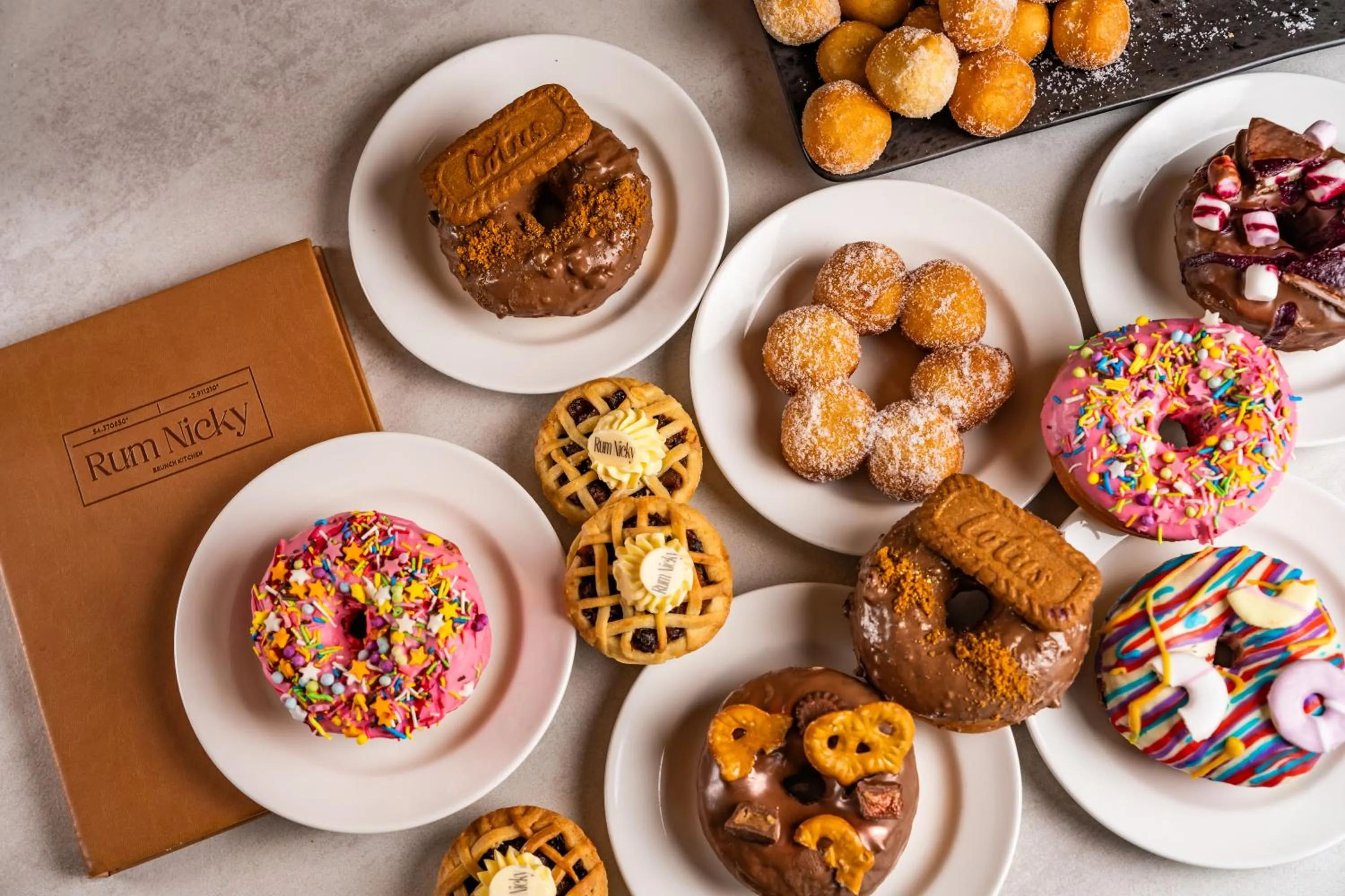 Buffet breakfast in Craig Manor