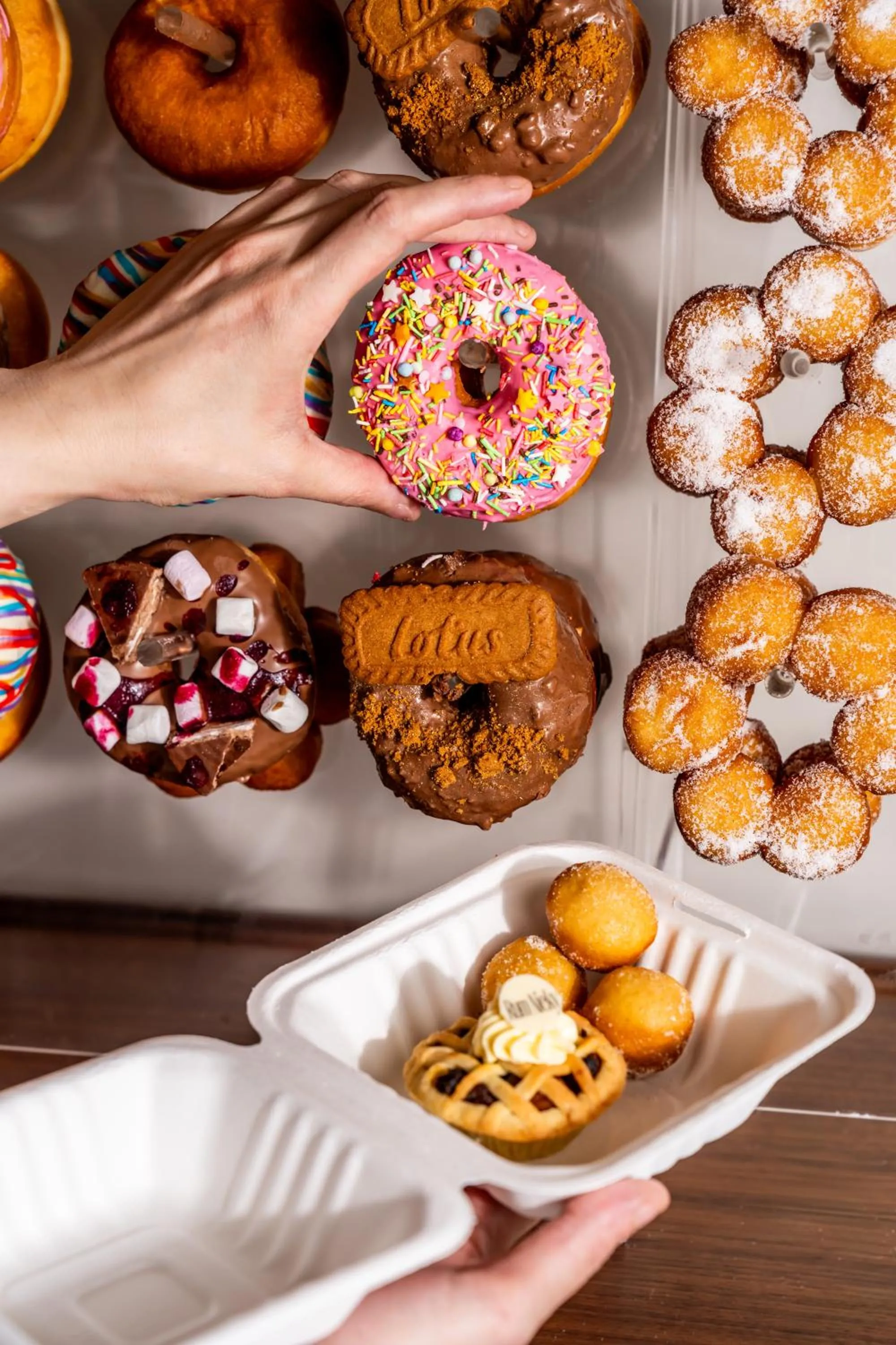Buffet breakfast in Craig Manor