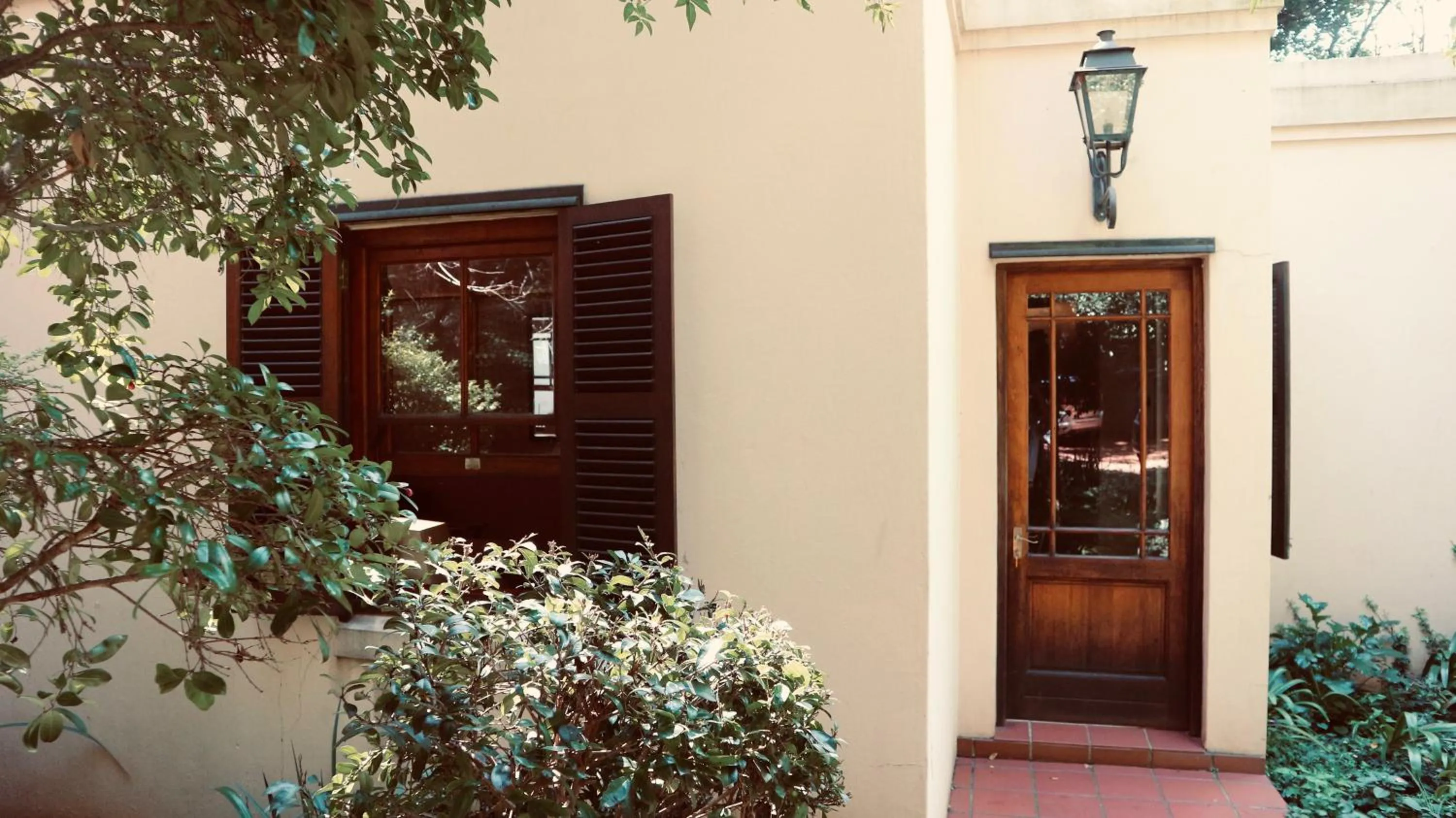 Foxwood House Boutique Hotel