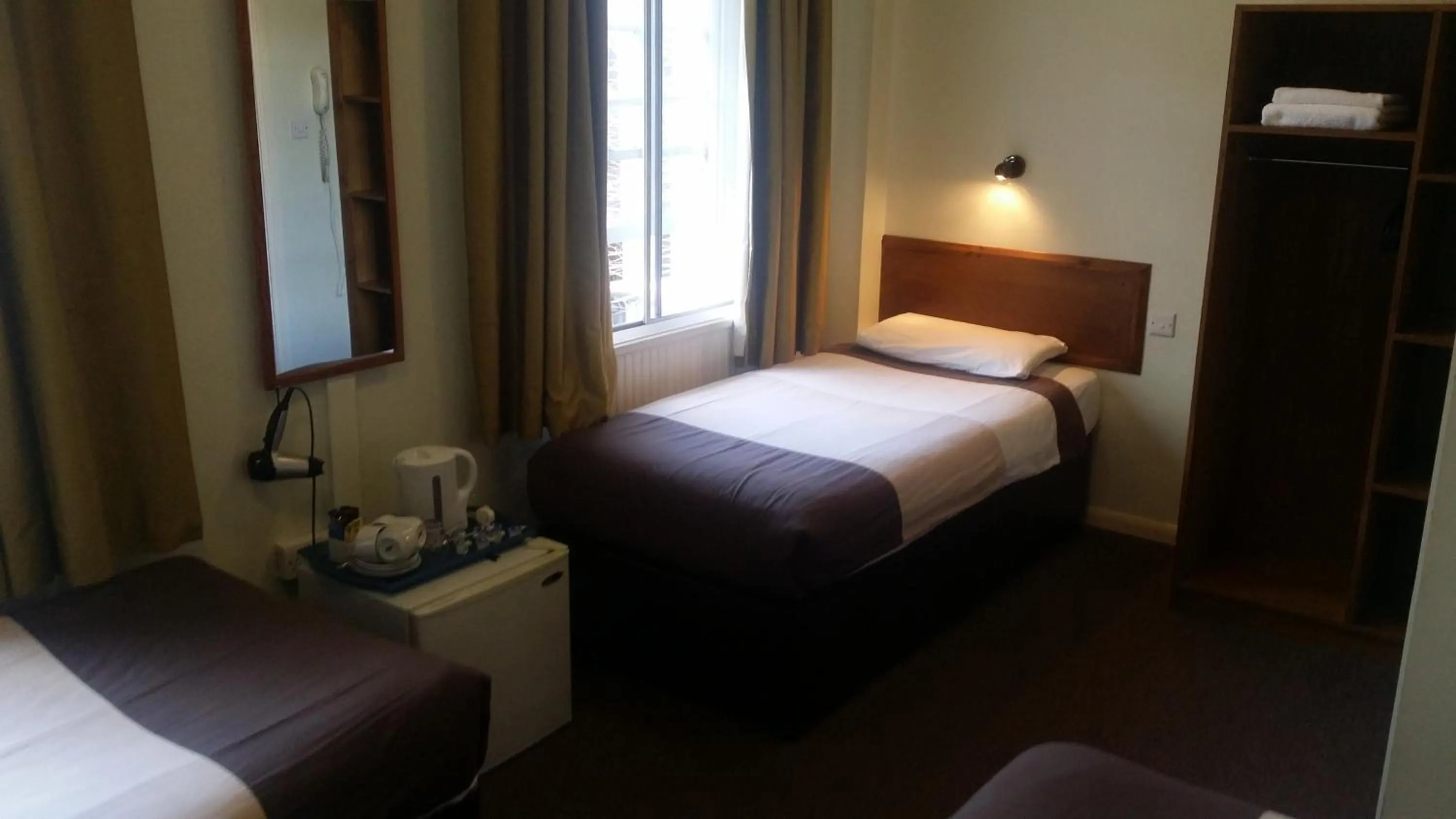 Bedroom, Bed in Arriva Hotel