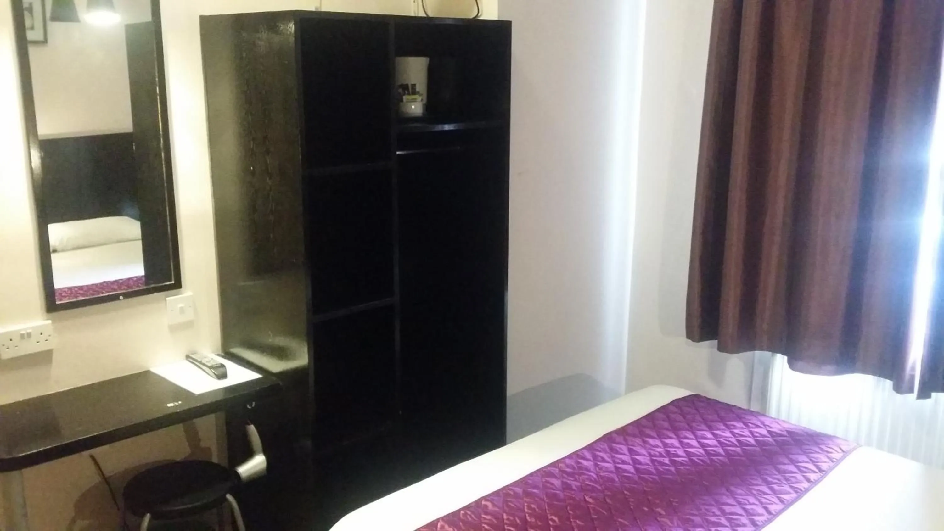 Bedroom, Bed in Arriva Hotel