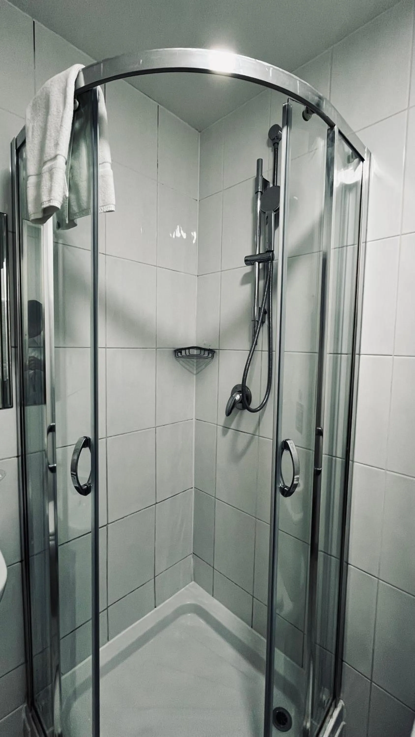 Shower in Arriva Hotel