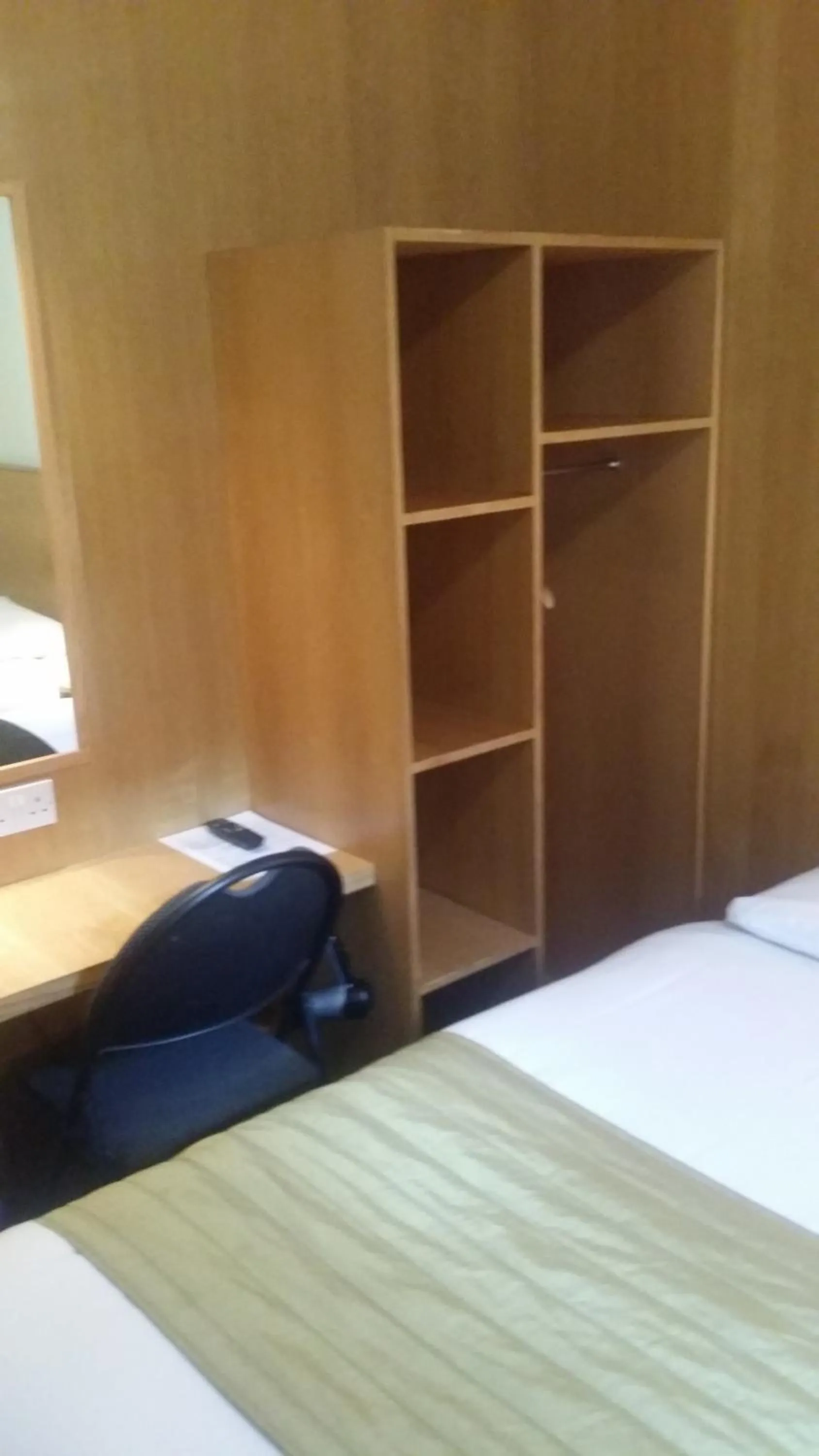 Seating area, Bed in Arriva Hotel