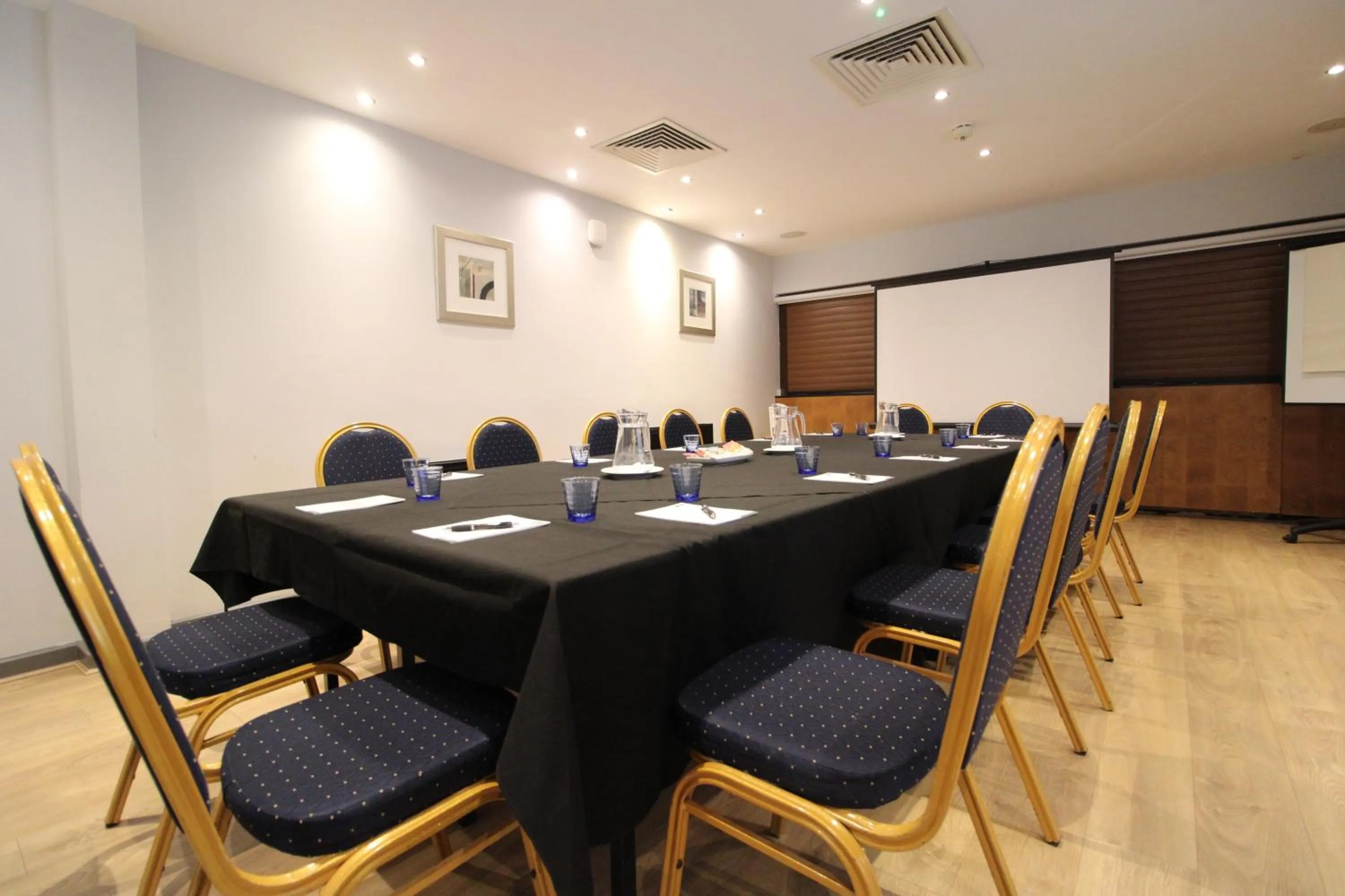Meeting/conference room in The Stuart Hotel, Sure Hotel Collection by Best Western