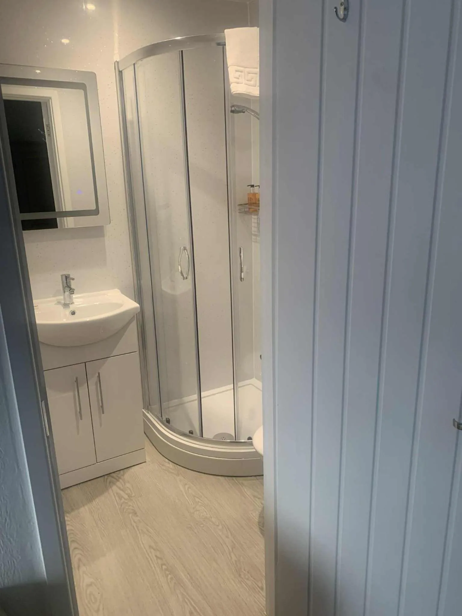 Bathroom in Abbots Mead Hotel