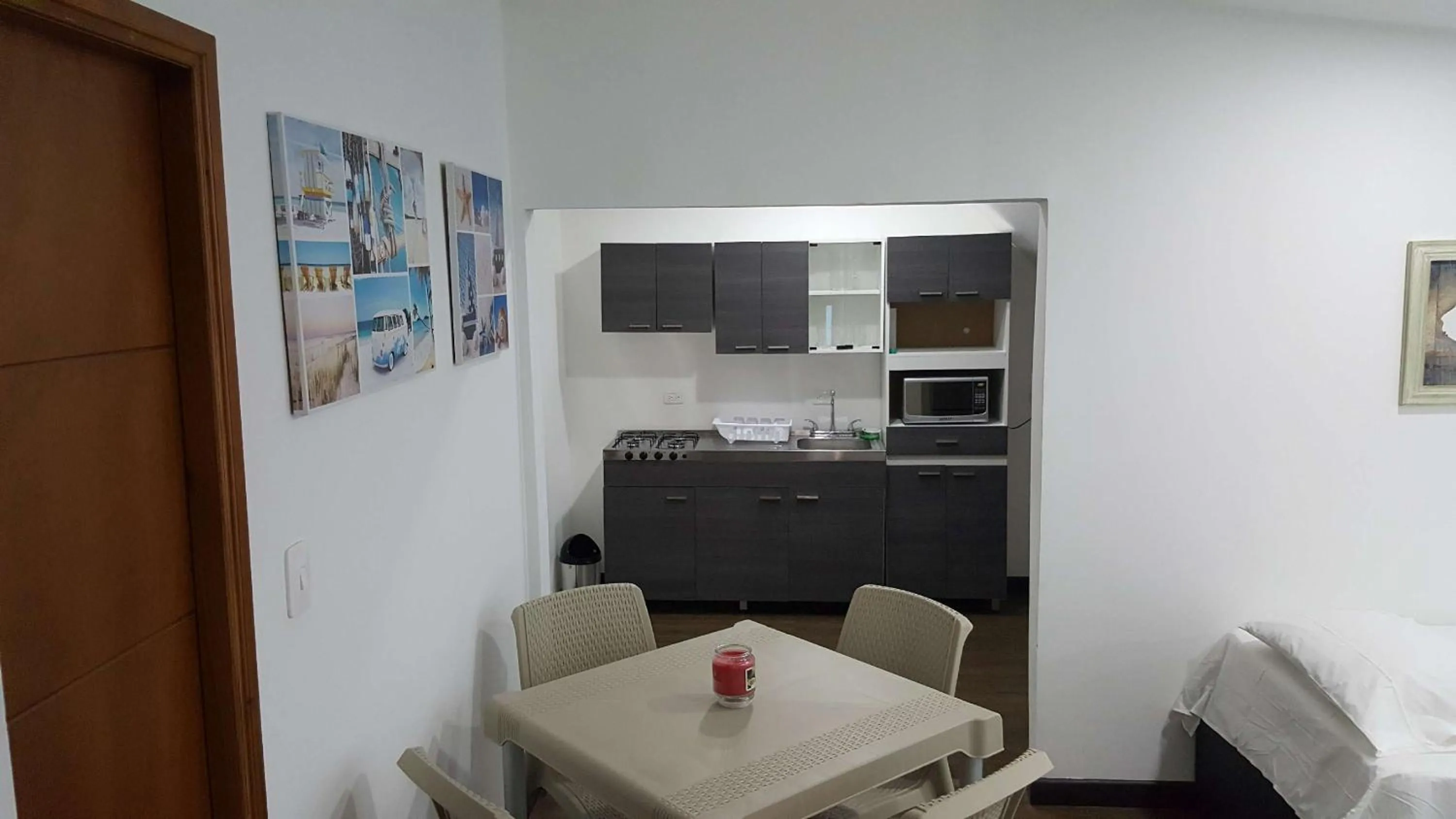 Kitchen or kitchenette in Beach Paradise Apartments