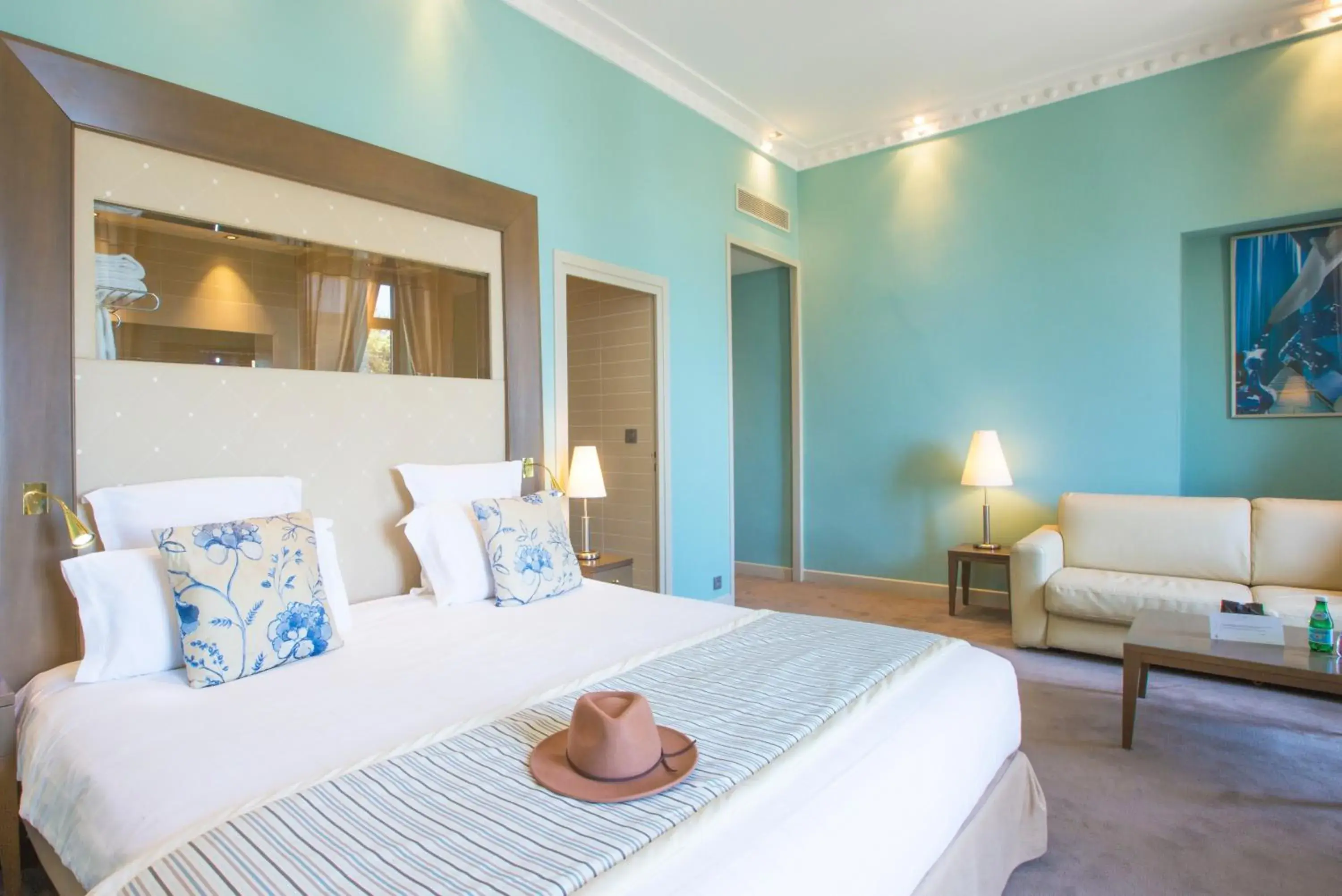 Junior Suite with Sea View in Westminster Hotel & Spa Nice Junior Suite with Sea View in Westminster Hotel & Spa Nice