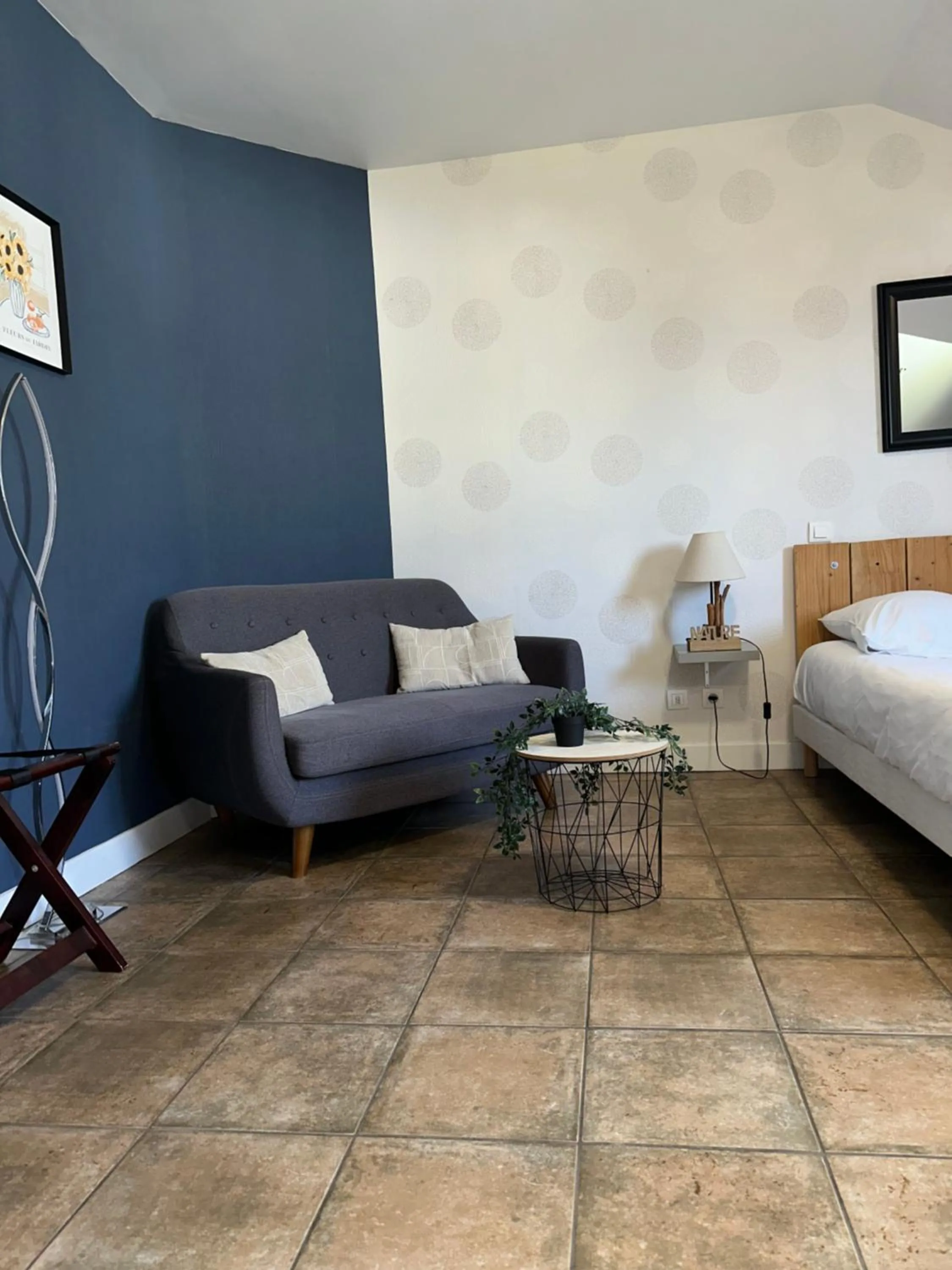 Living room, Bed in Logis Hôtel Volcan Sancy