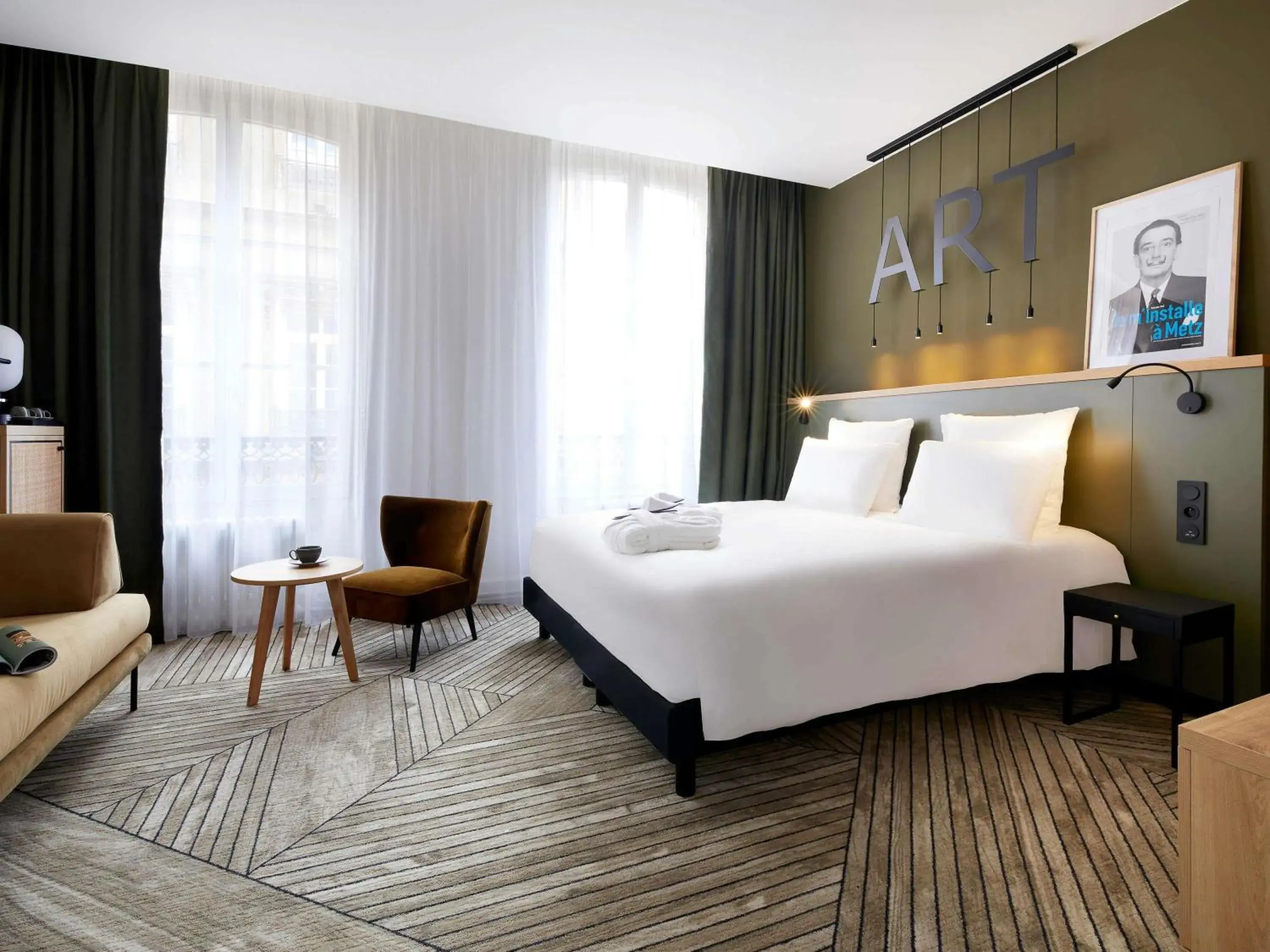 Privilege Double Room with Single Sofa Bed in Mercure Grand Hôtel Metz Centre Cathédrale Privilege Double Room with Single Sofa Bed in Mercure Grand Hôtel Metz Centre Cathédrale