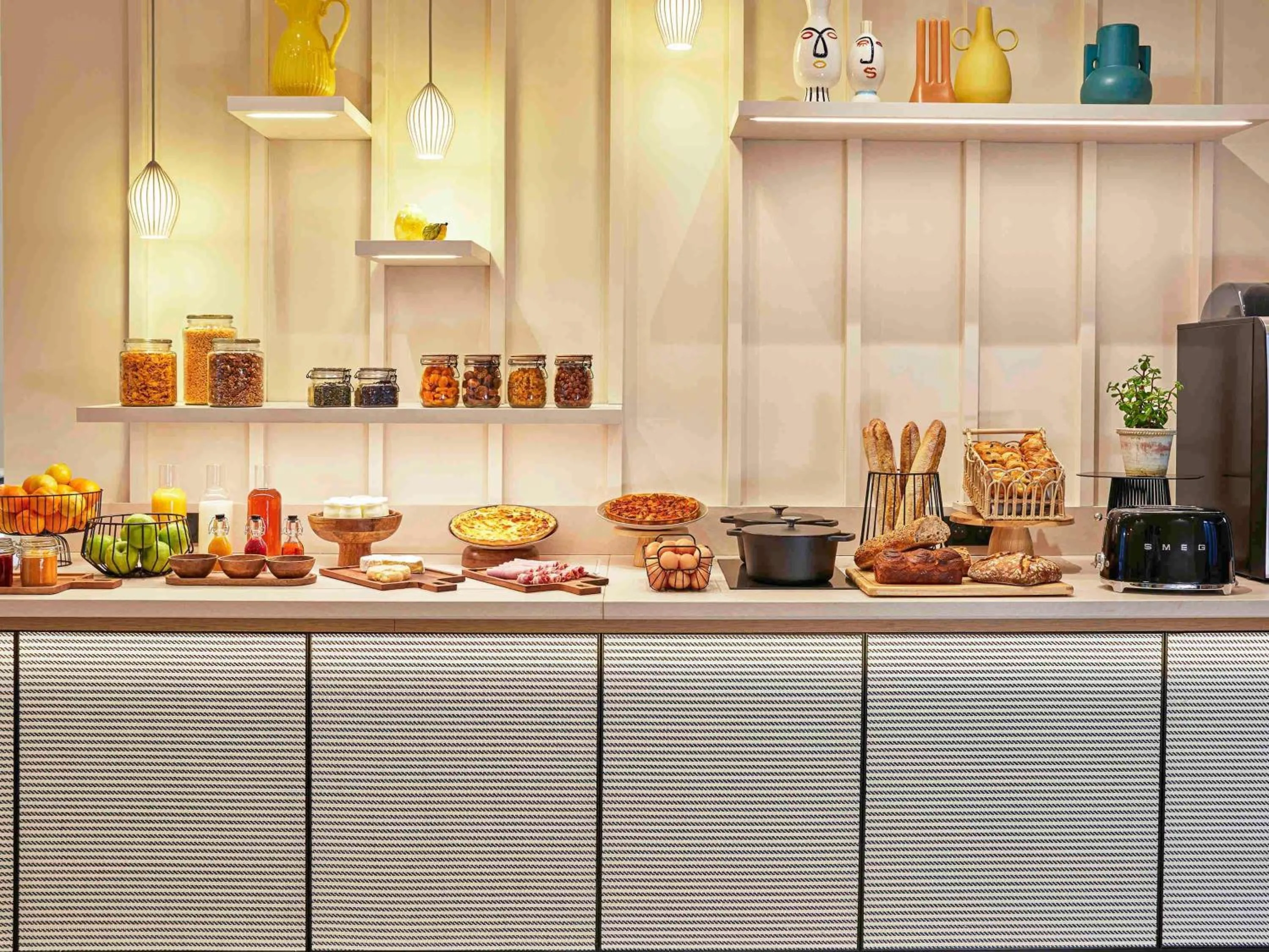 Breakfast in Mercure Grand Hôtel Metz Centre Cathédrale