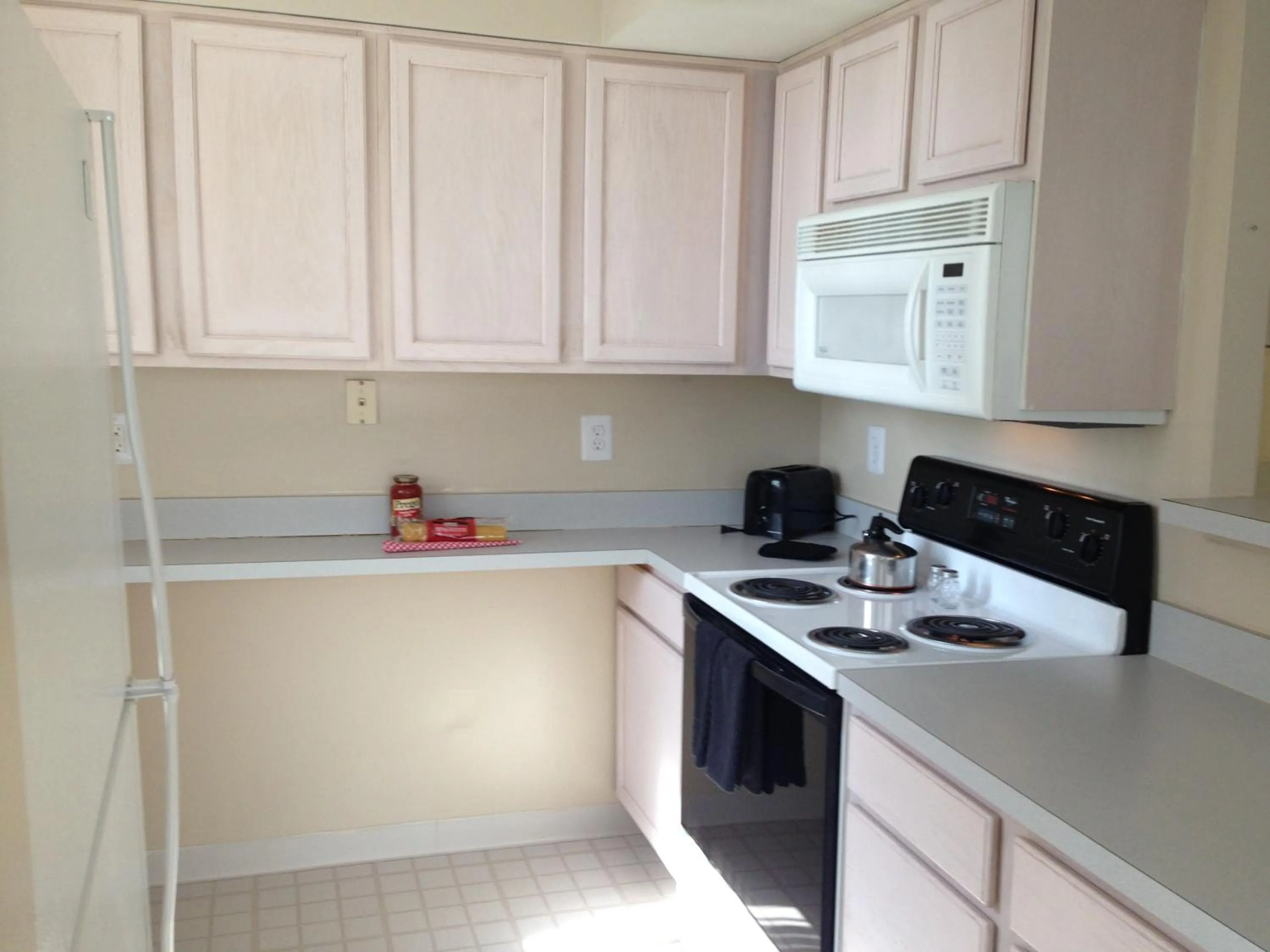 National at Ballston Metro