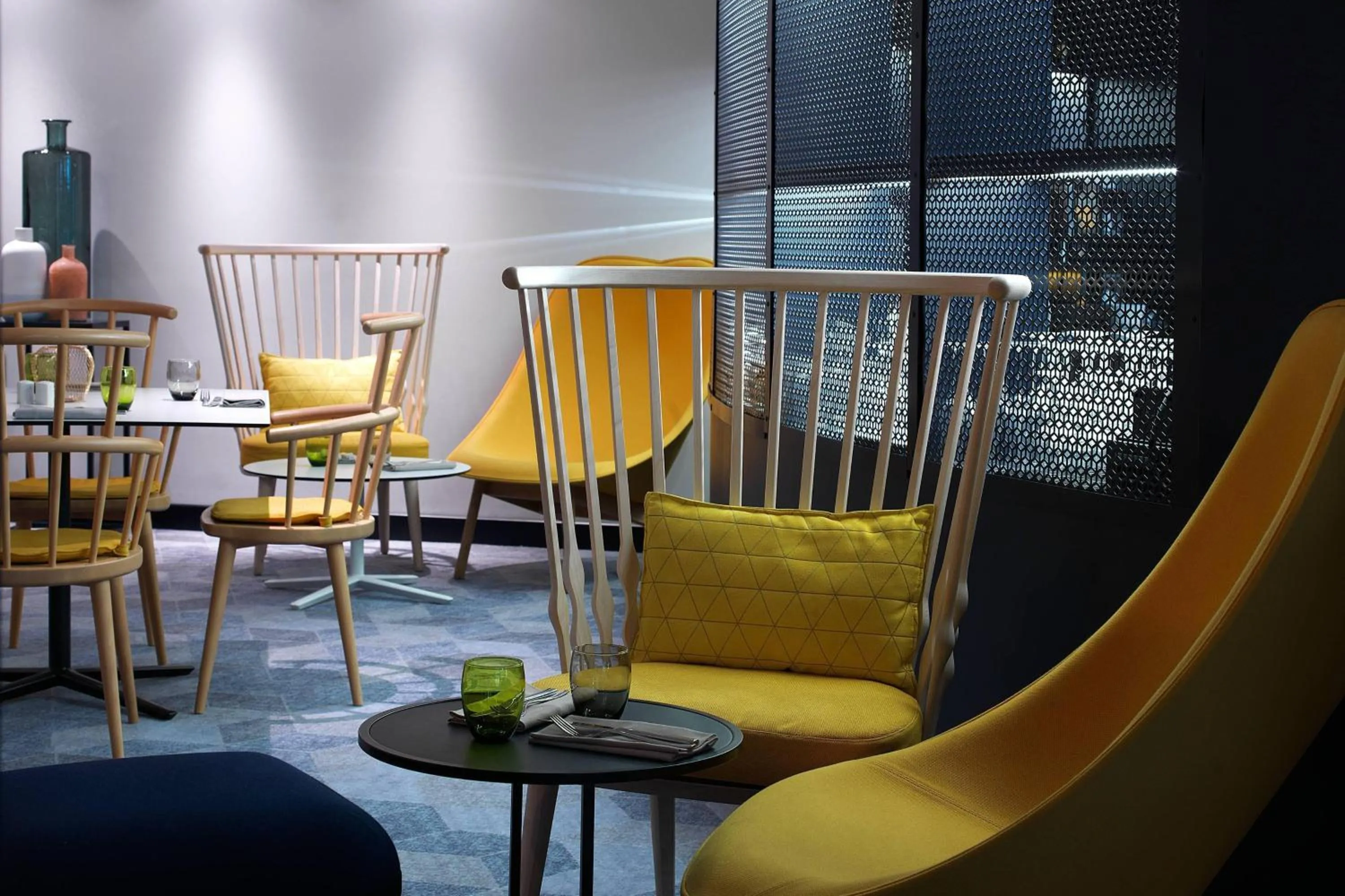 Restaurant/places to eat in The Jangle Hotel - Paris - Charles de Gaulle - Airport