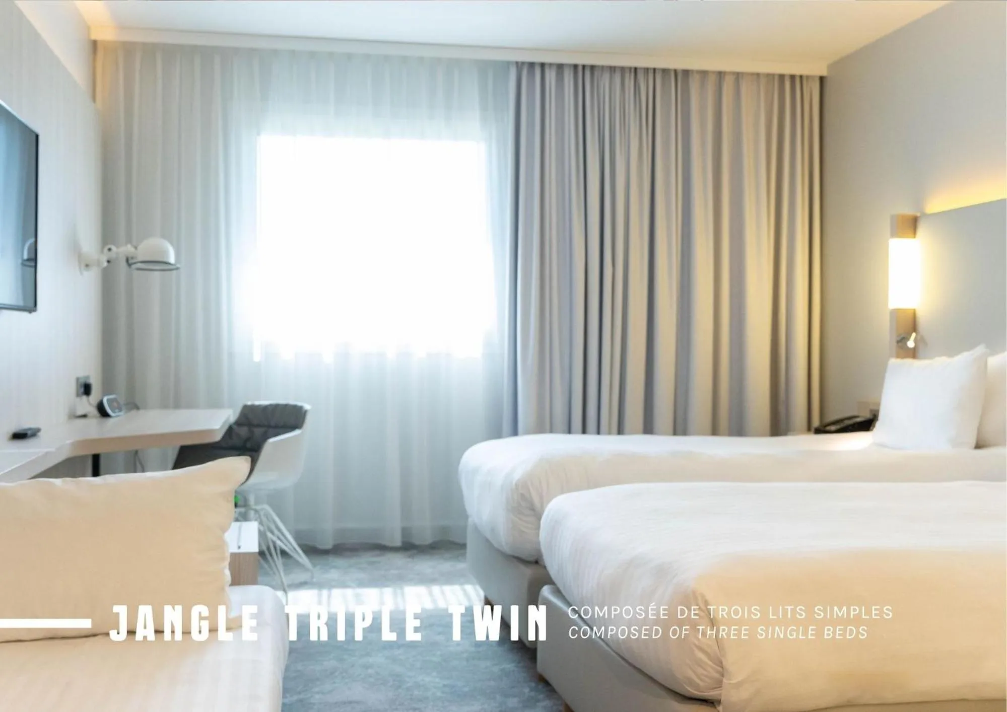 Photo of the whole room, Bed in The Jangle Hotel - Paris - Charles de Gaulle - Airport