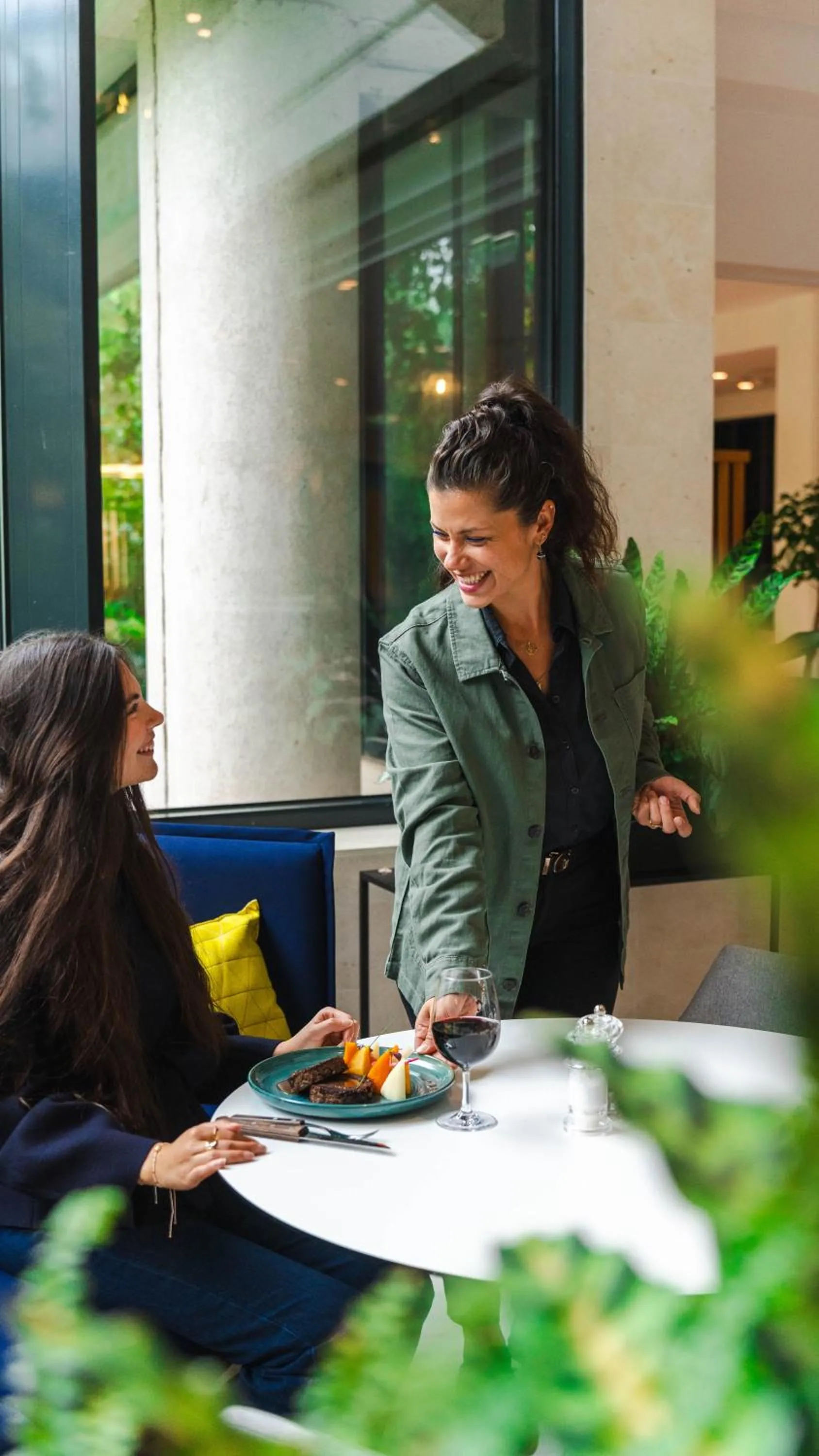 Restaurant/places to eat in The Jangle Hotel - Paris - Charles de Gaulle - Airport