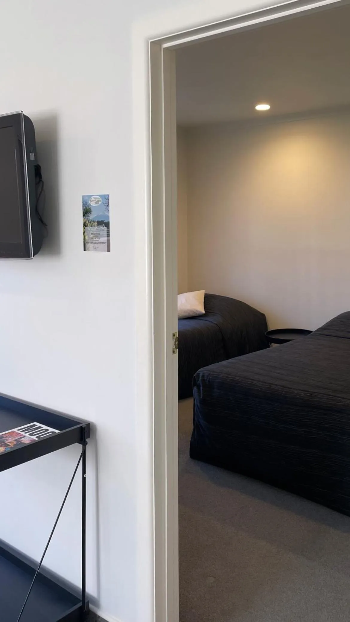 Communal lounge/ TV room, Bed in Kerry Lane Motel