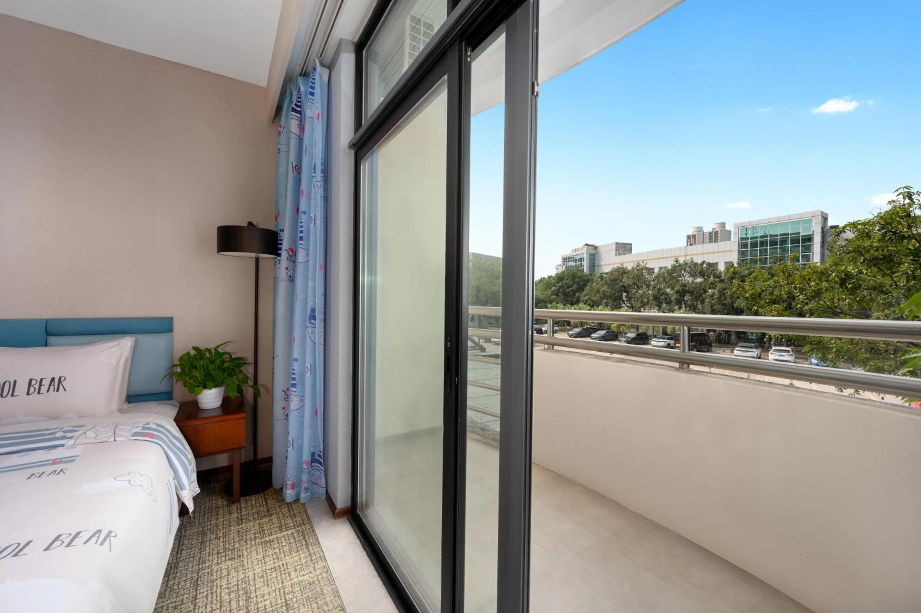 Property building, Bed in Ausotel Smart Baiyun International Airport T2-Free 24-hour airport pick-up