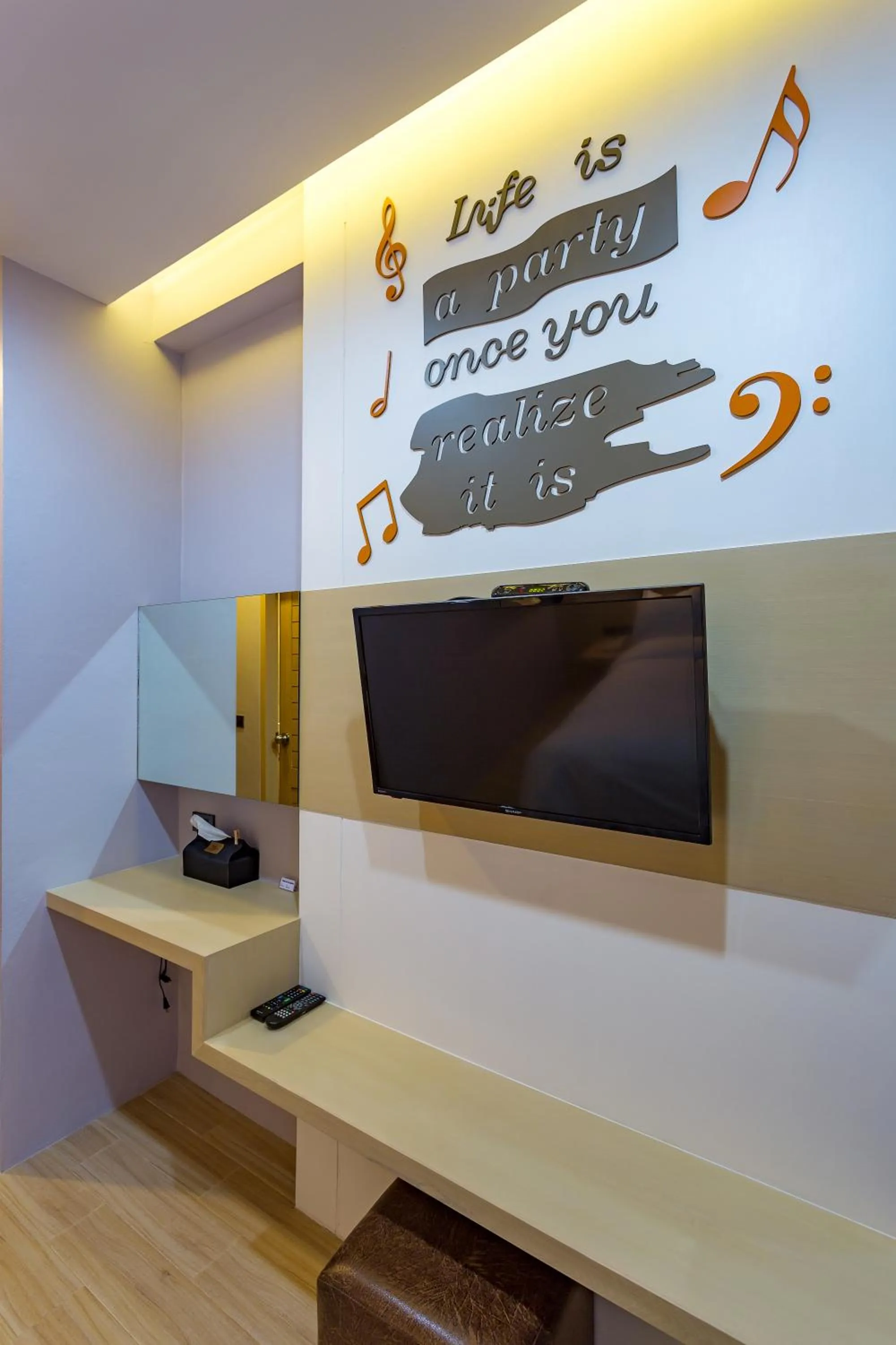 TV and multimedia in OneLoft Hotel