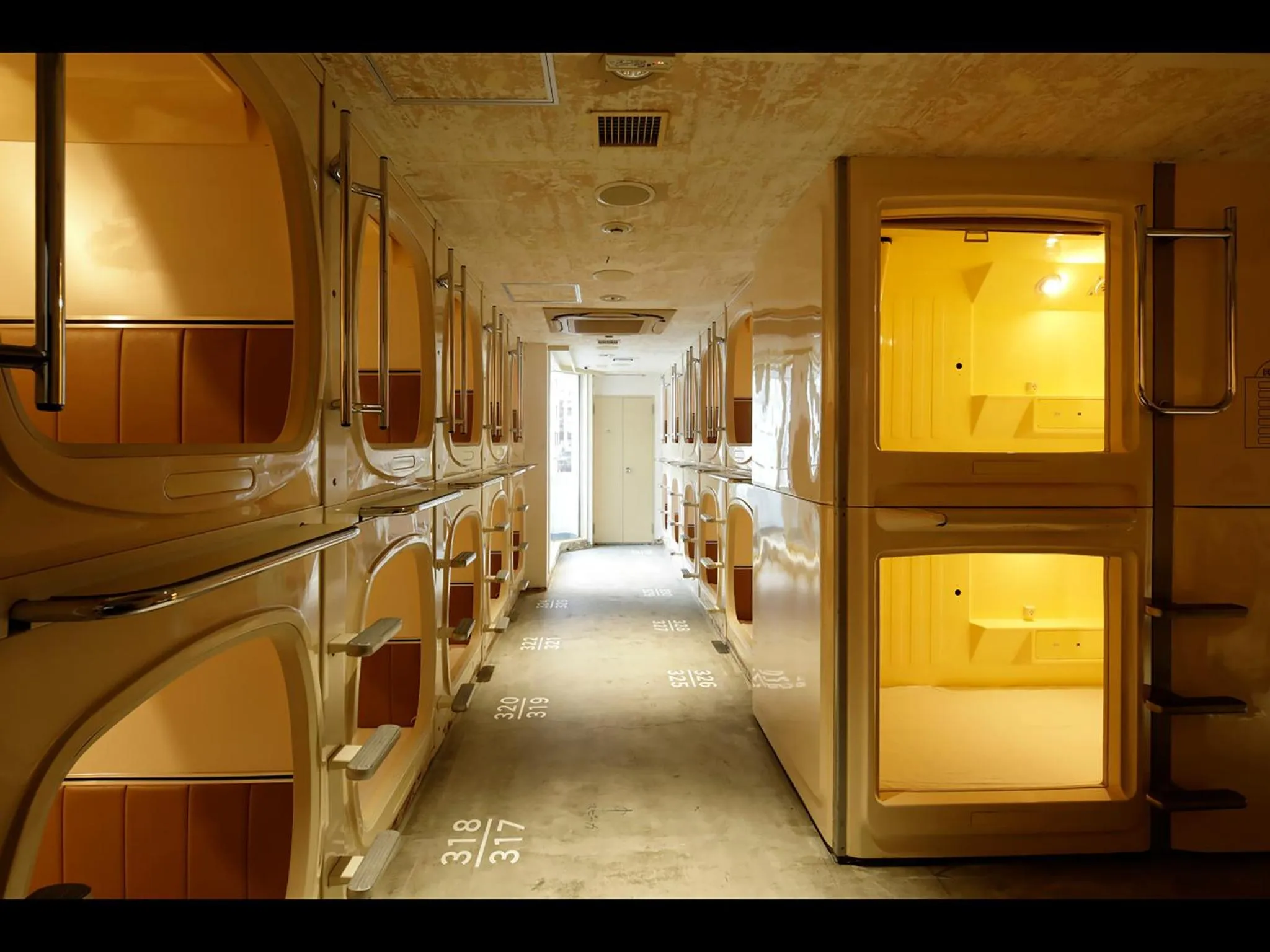 Photo of the whole room in Do-C Gotanda