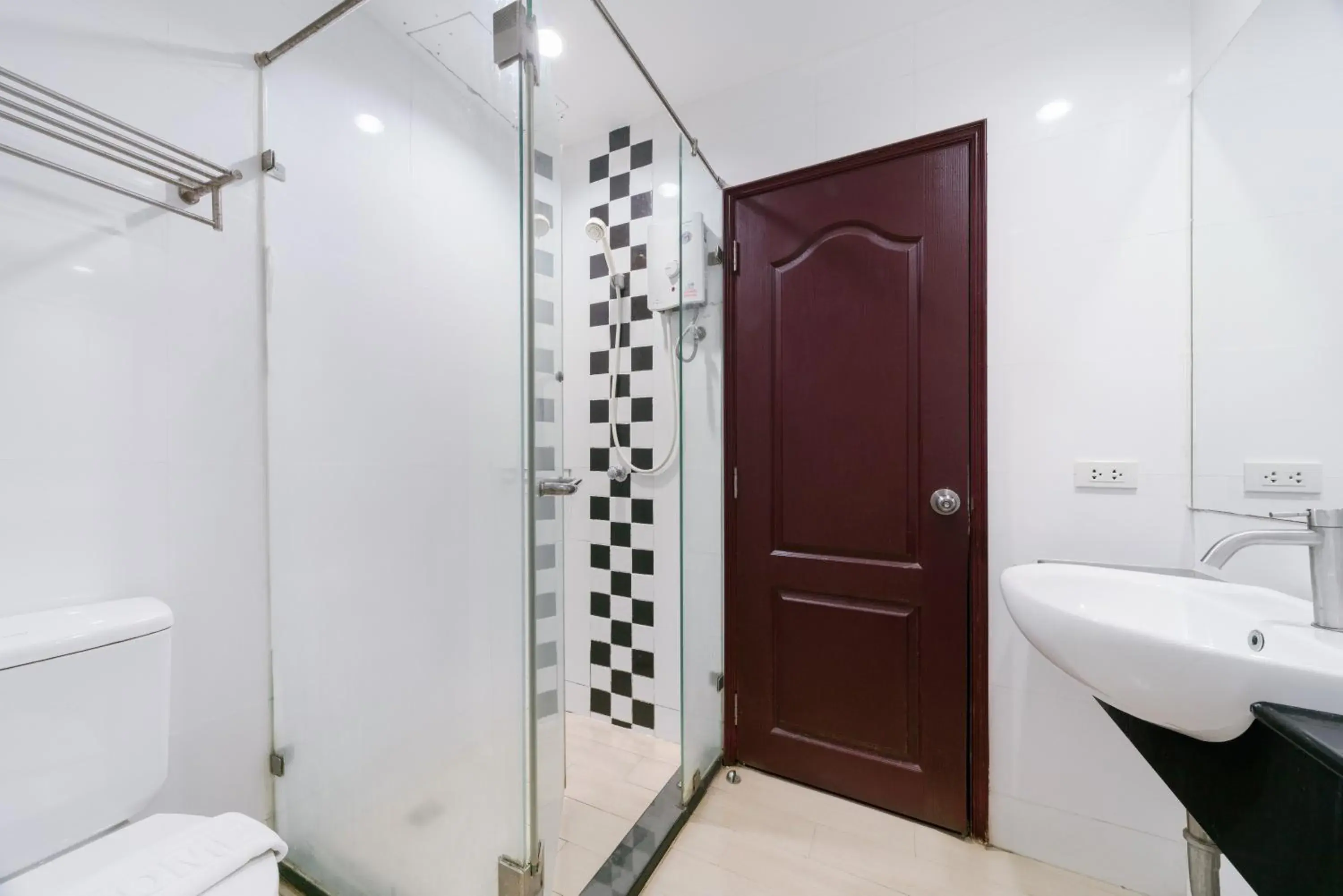 Superior Twin Room in Jomtien Hisotel Superior Twin Room in Jomtien Hisotel