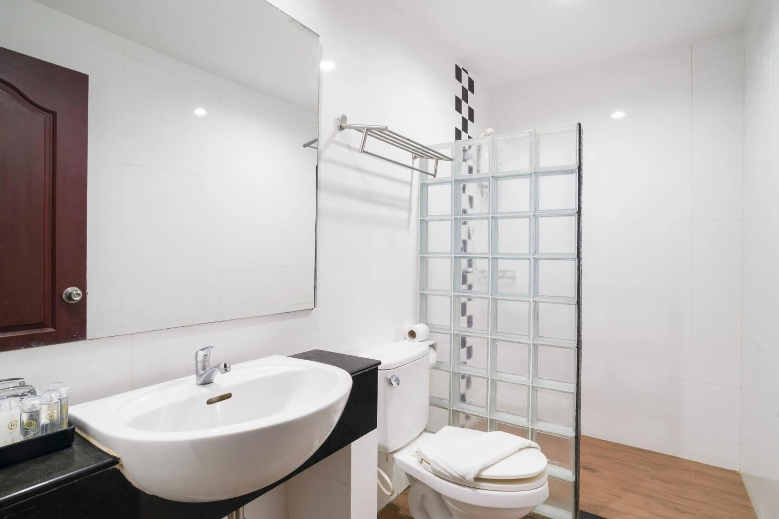 Bathroom in Jomtien Hisotel