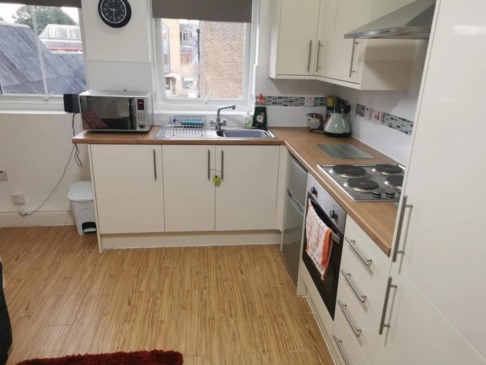 Kitchen or kitchenette in Old Bull Inn