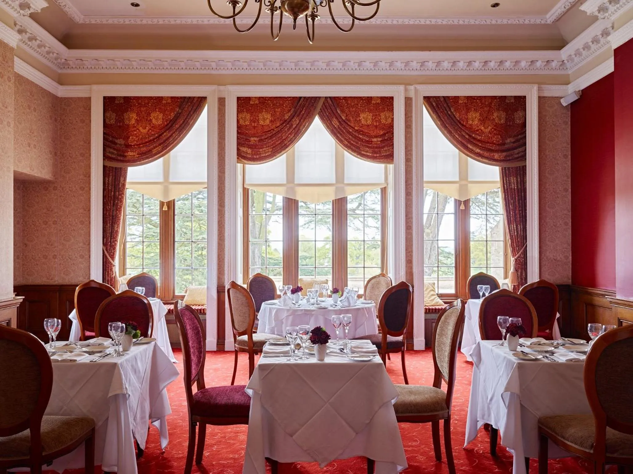 Restaurant/places to eat in Dumbleton Hall Hotel