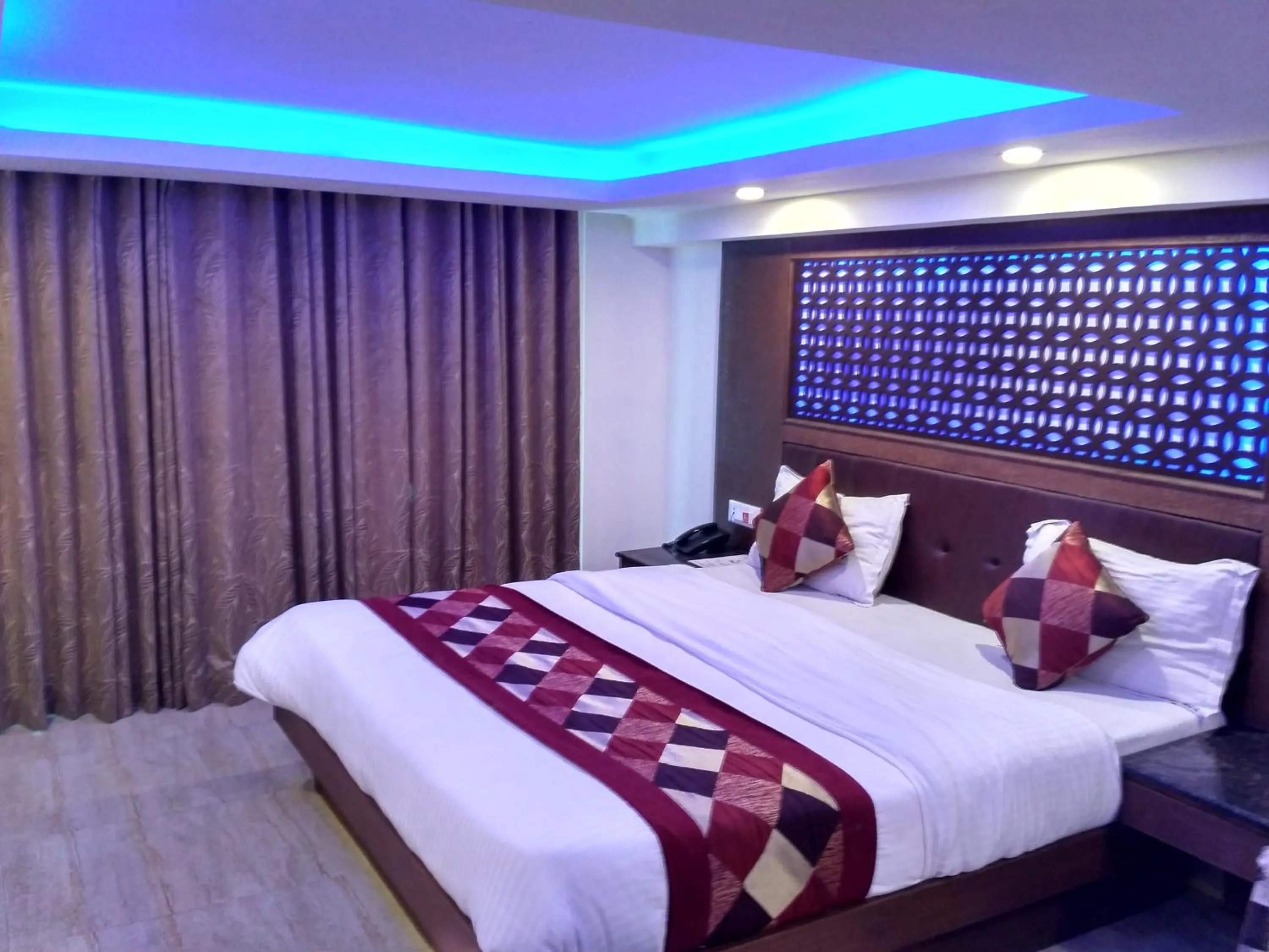 Bed in Hotel Hamers International