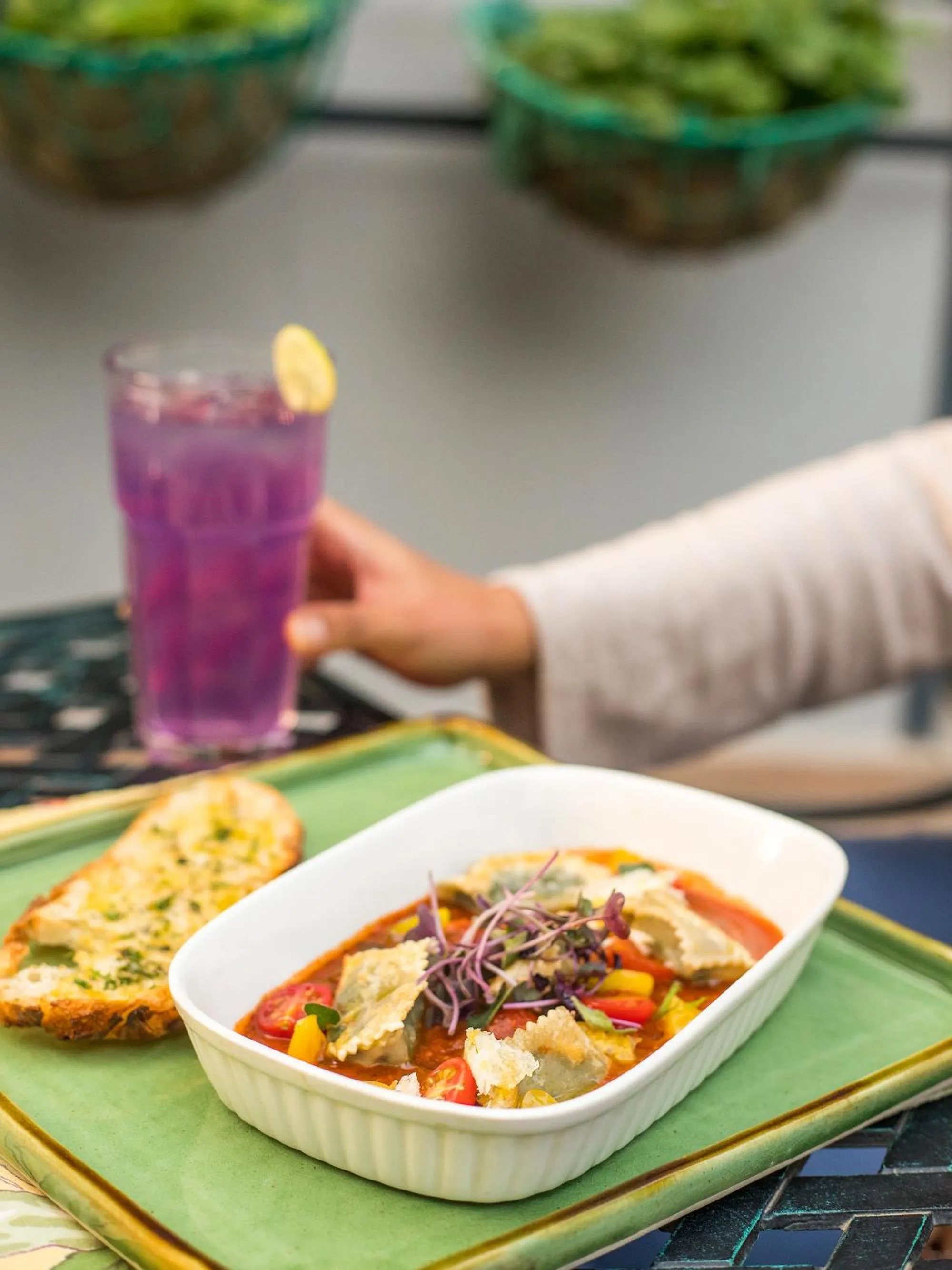 Restaurant/places to eat in Karma Chalets