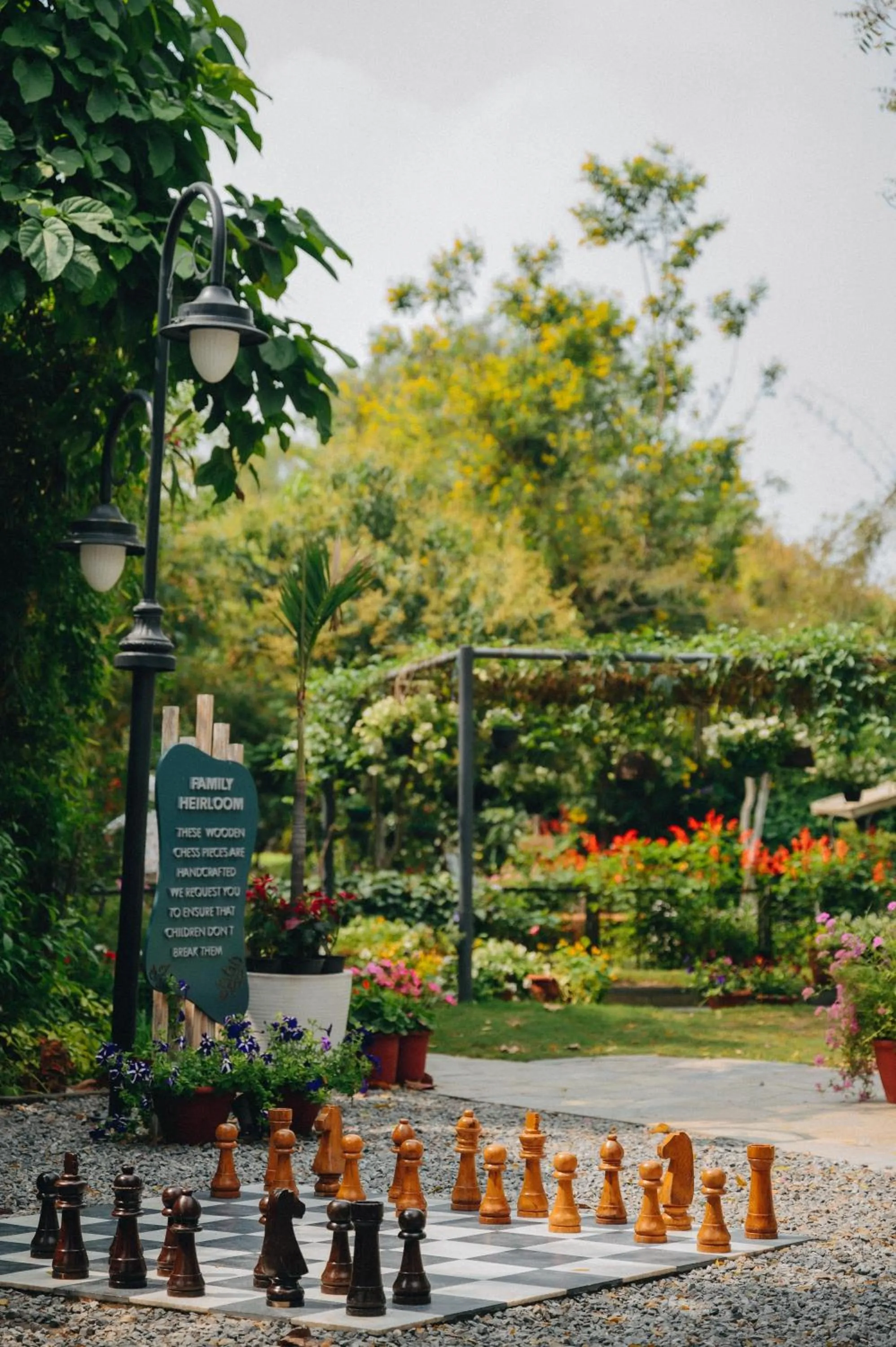 Restaurant/places to eat in Karma Chalets