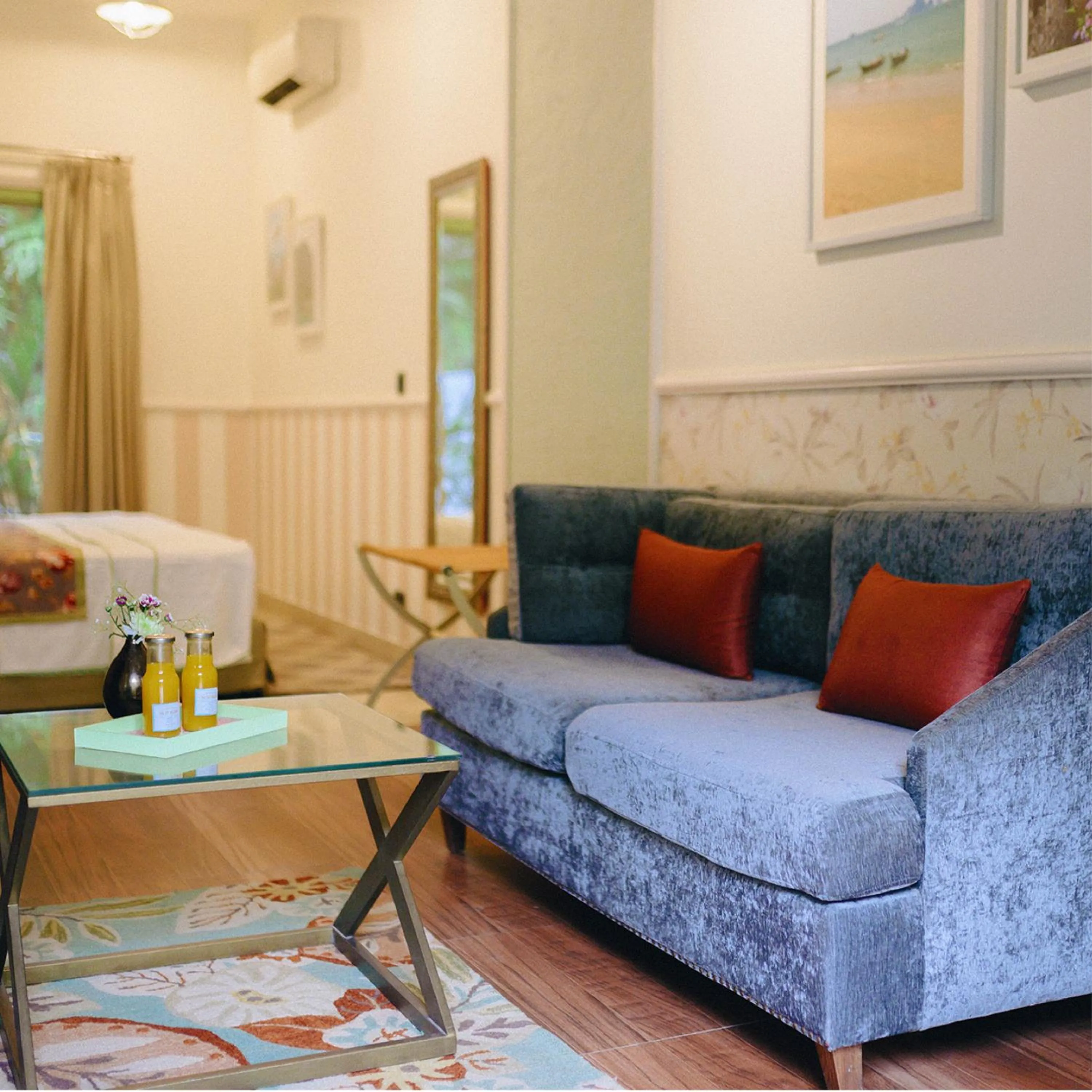 Living room in Karma Chalets