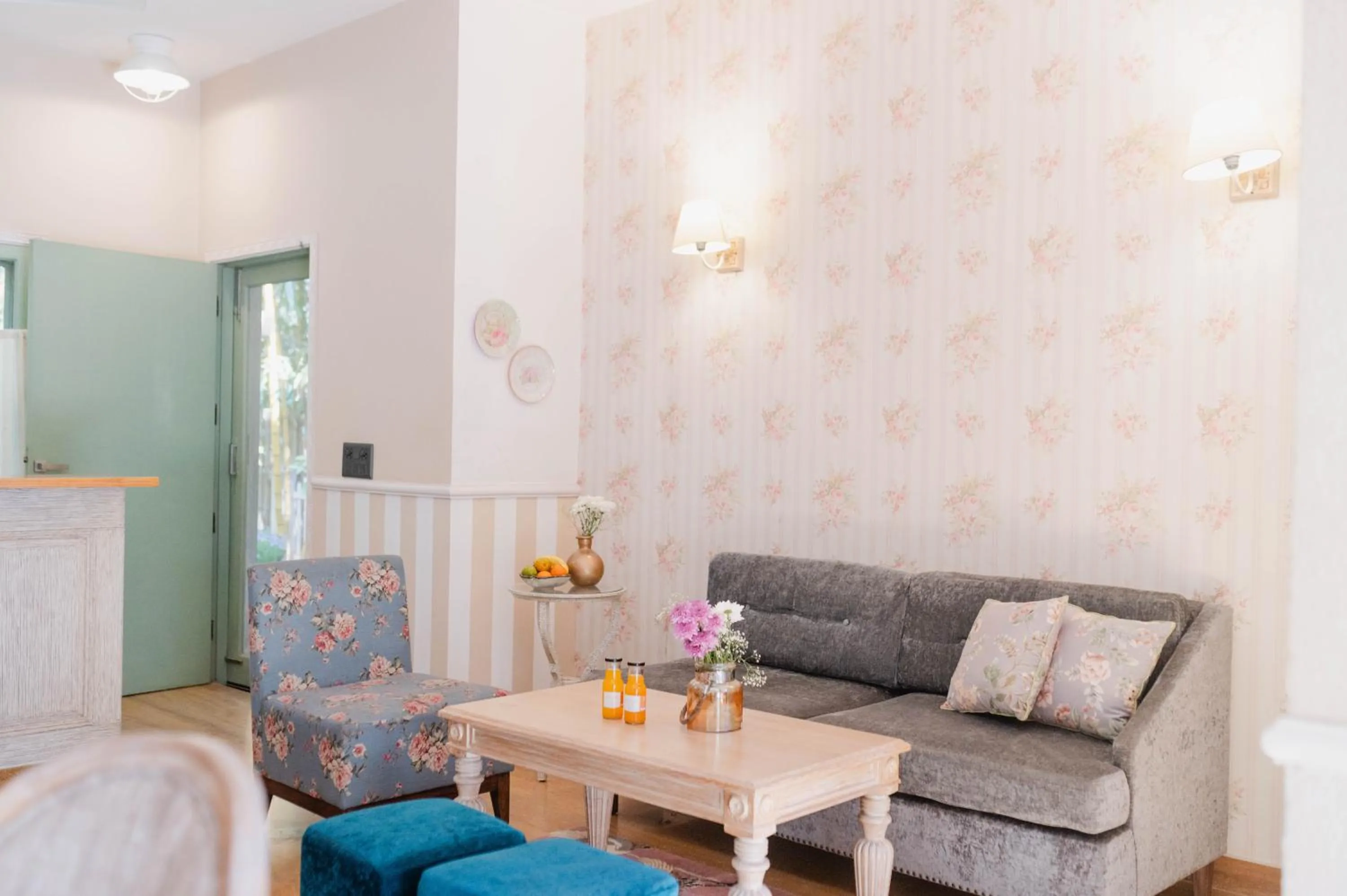 Living room in Karma Chalets