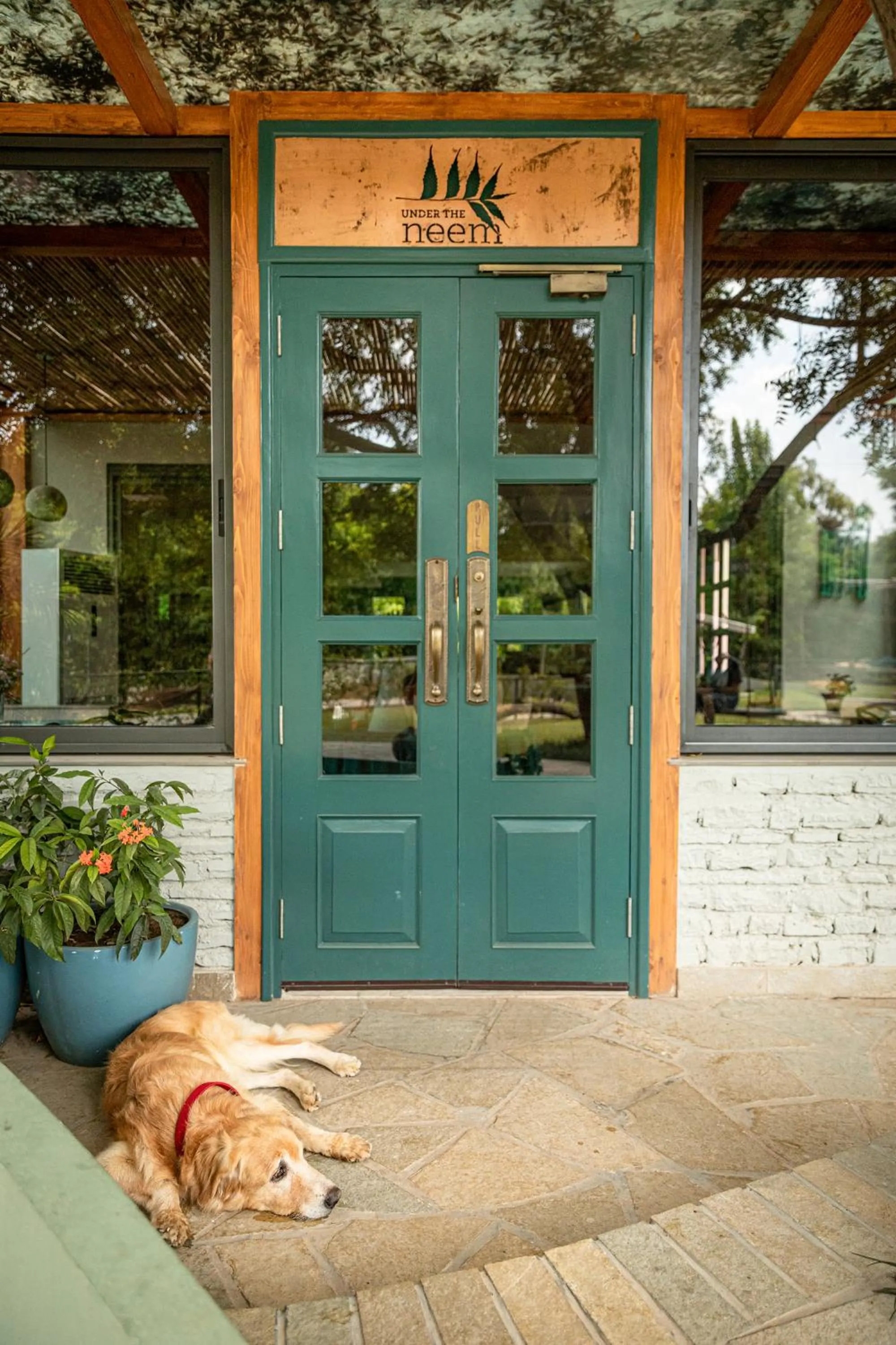 Restaurant/places to eat in Karma Chalets